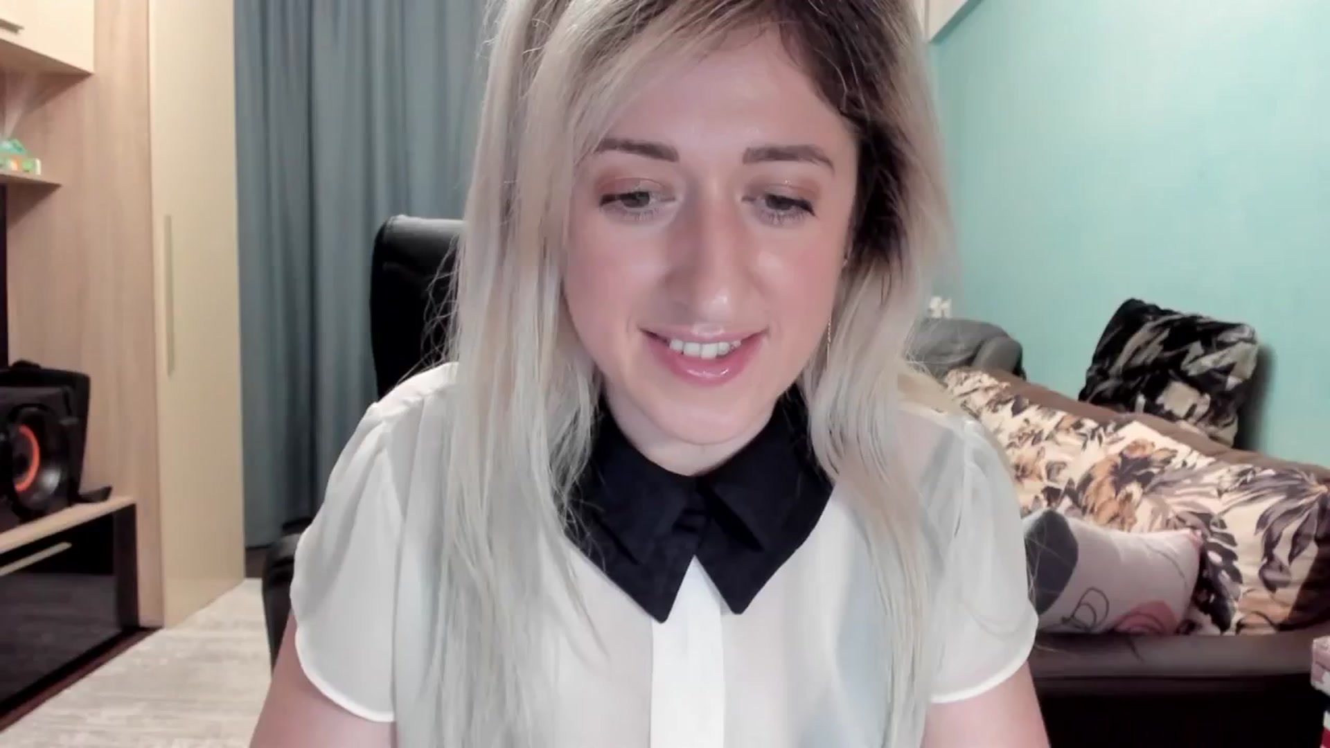 Gallery image thumbnail from SweetDelia_'s myfreecams stream on, 03/23/2026, 01:45 image 1 of 20