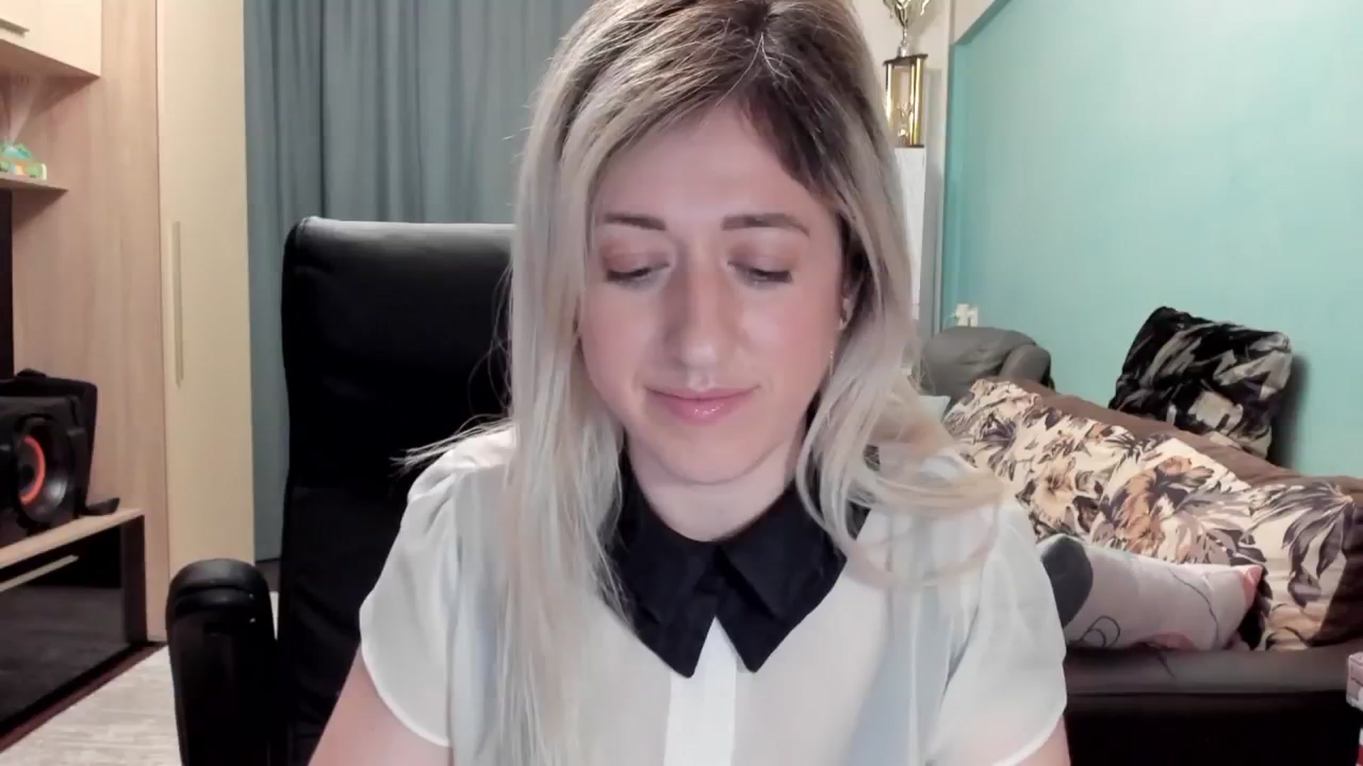 Gallery image thumbnail from SweetDelia_'s myfreecams stream on, 03/23/2026, 03:26 image 19 of 20