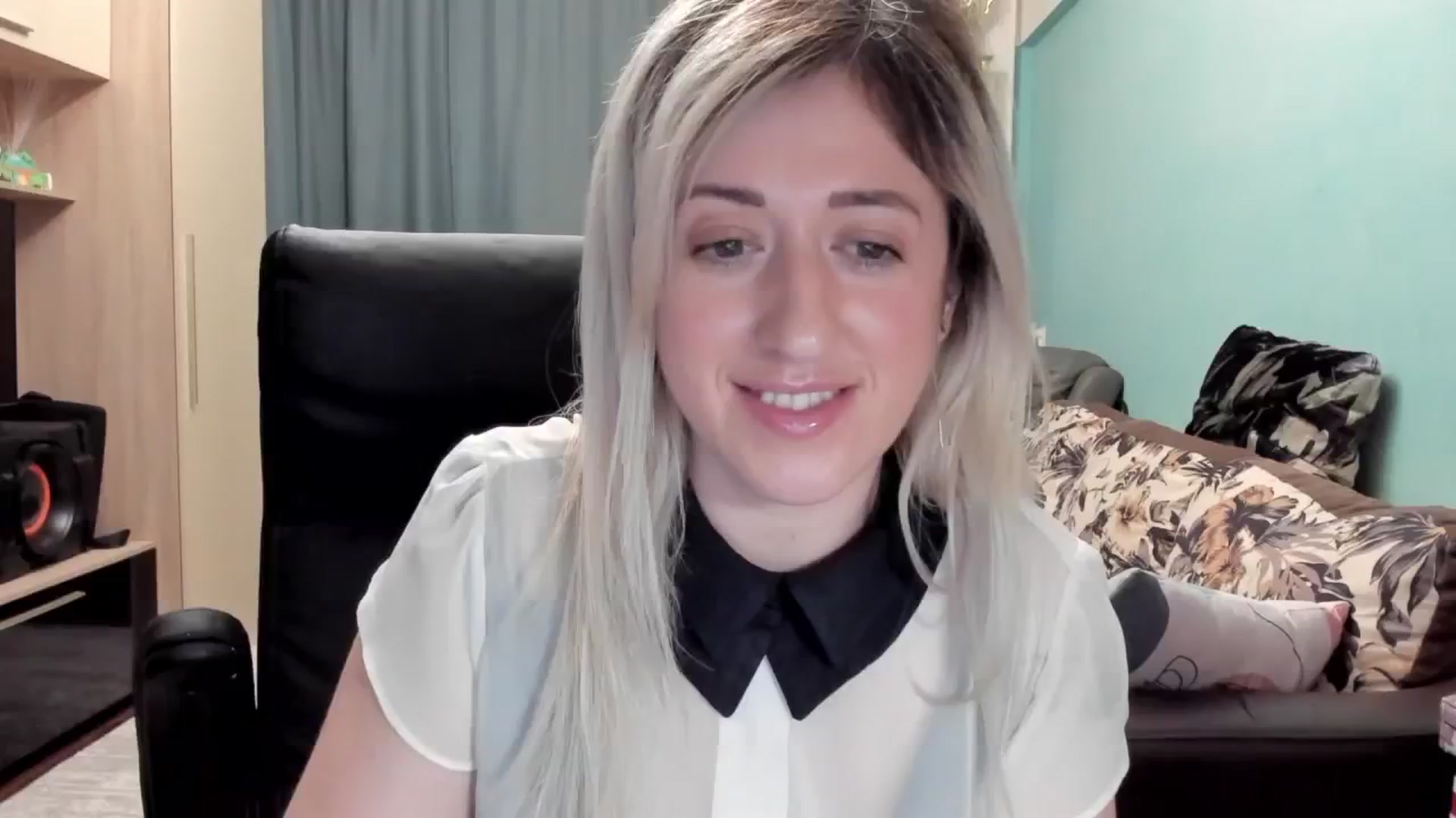 Gallery image thumbnail from SweetDelia_'s myfreecams stream on, 03/23/2026, 03:26 image 11 of 20
