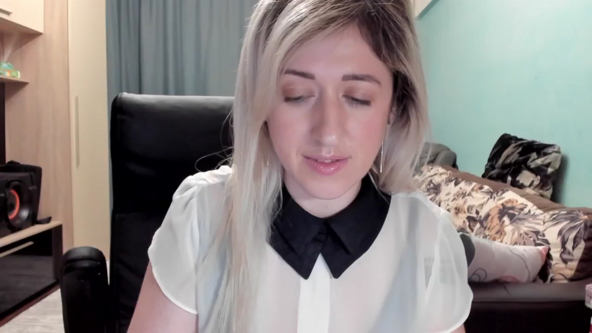 Gallery image thumbnail from SweetDelia_'s myfreecams stream on, 03/23/2026, 03:26 image 2 of 20