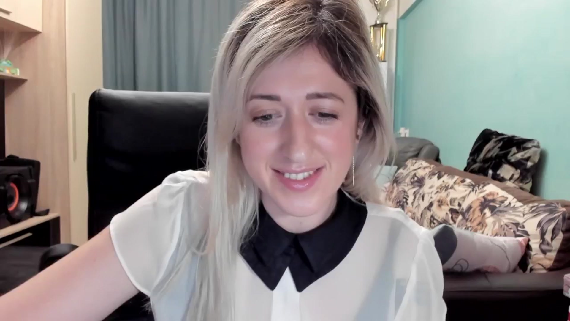 Gallery image thumbnail from SweetDelia_'s myfreecams stream on, 03/23/2026, 03:26 image 1 of 20