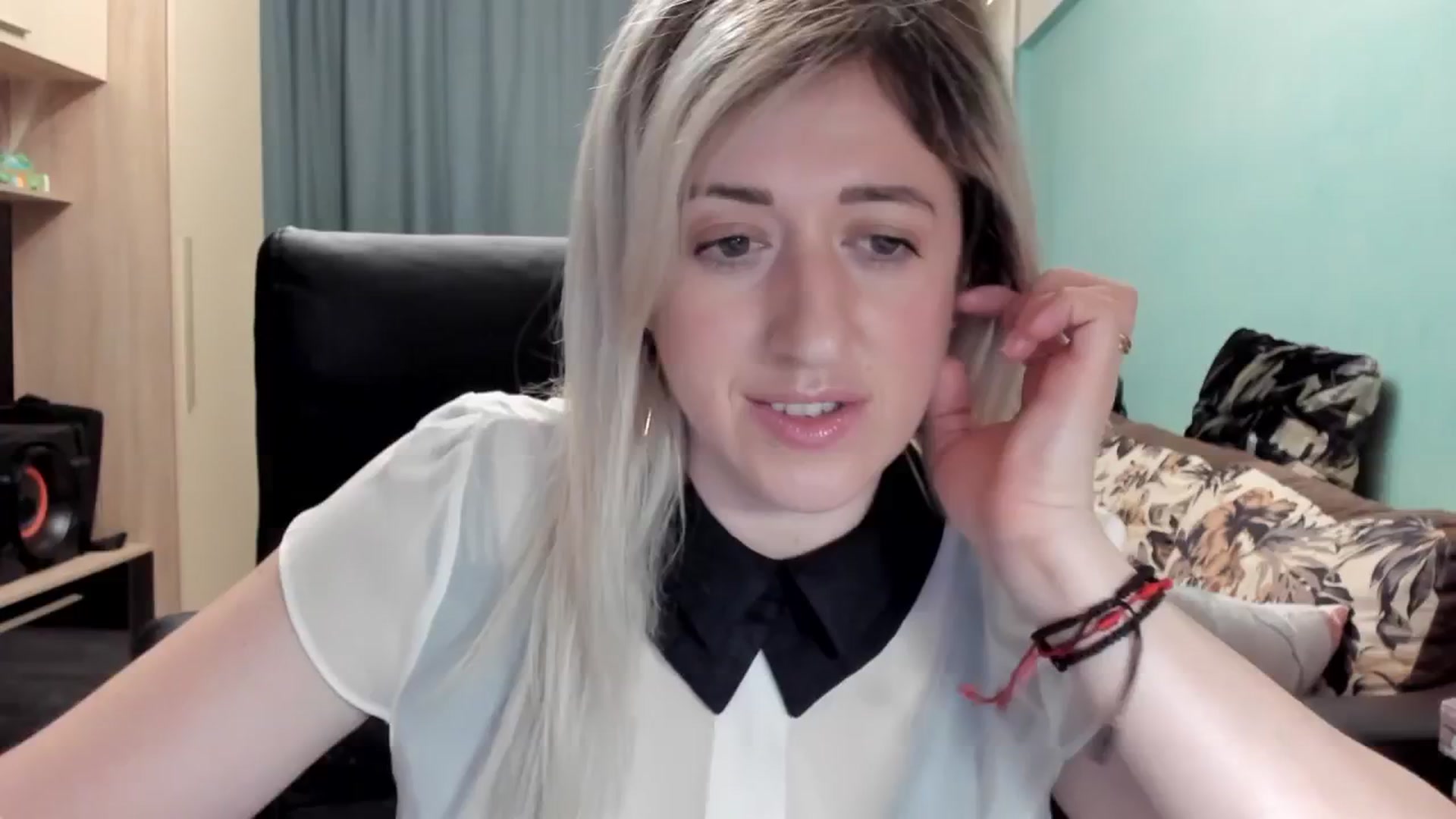 Gallery image thumbnail from SweetDelia_'s myfreecams stream on, 03/23/2026, 03:26 image 3 of 20