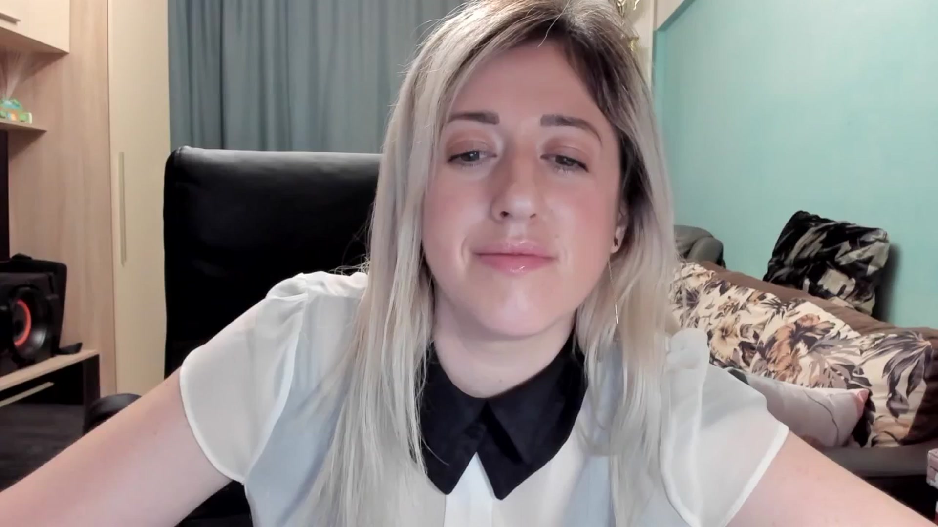 Gallery image thumbnail from SweetDelia_'s myfreecams stream on, 03/23/2026, 03:26 image 10 of 20