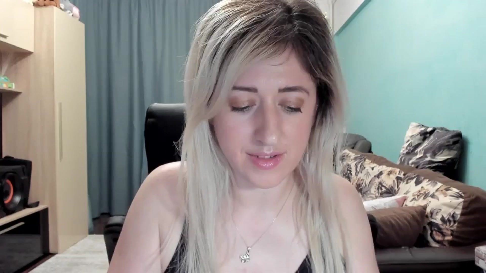 Gallery image thumbnail from SweetDelia_'s myfreecams stream on, 03/24/2026, 01:31 image 14 of 20