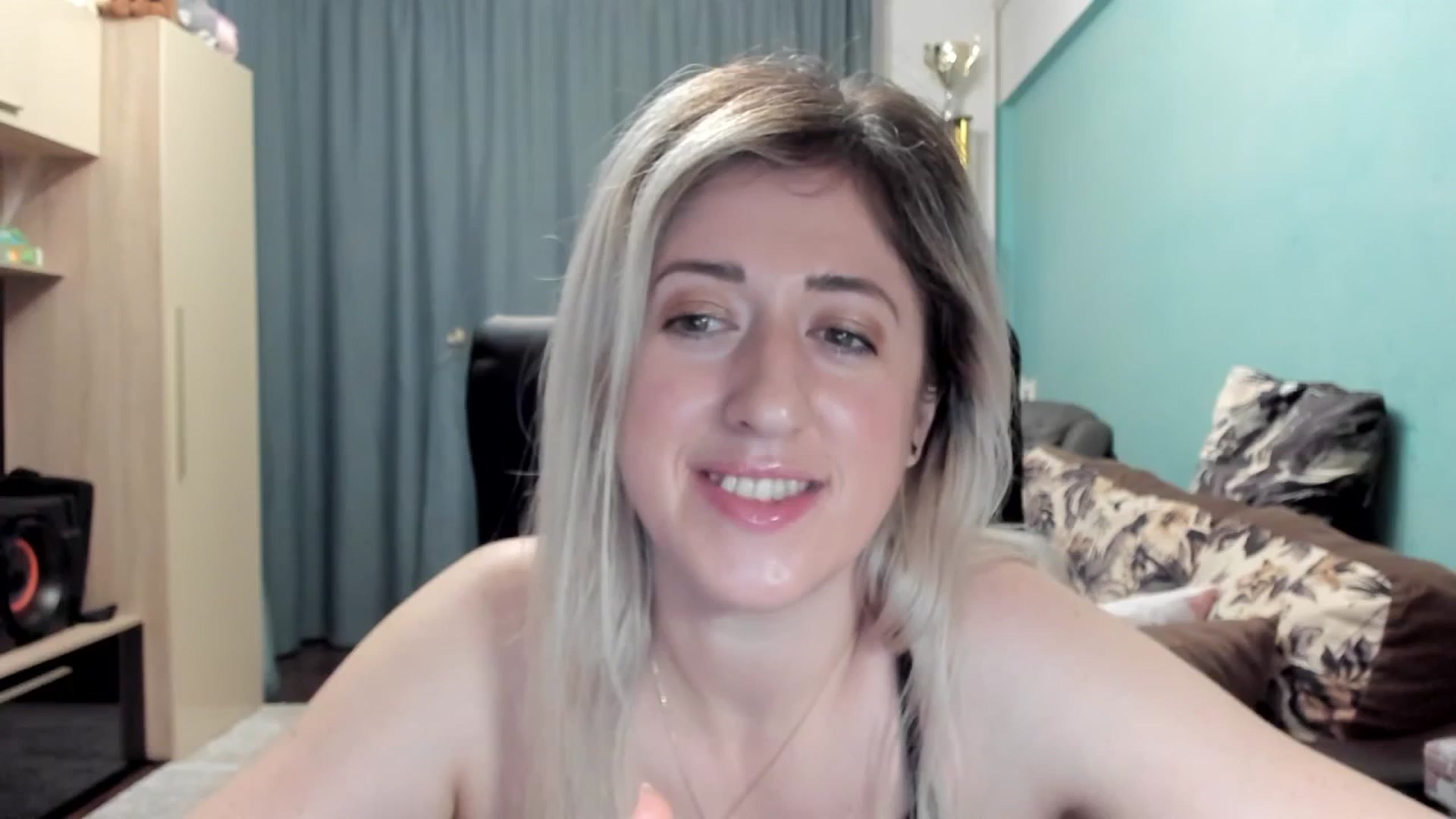 Gallery image thumbnail from SweetDelia_'s myfreecams stream on, 03/24/2026, 01:31 image 5 of 20