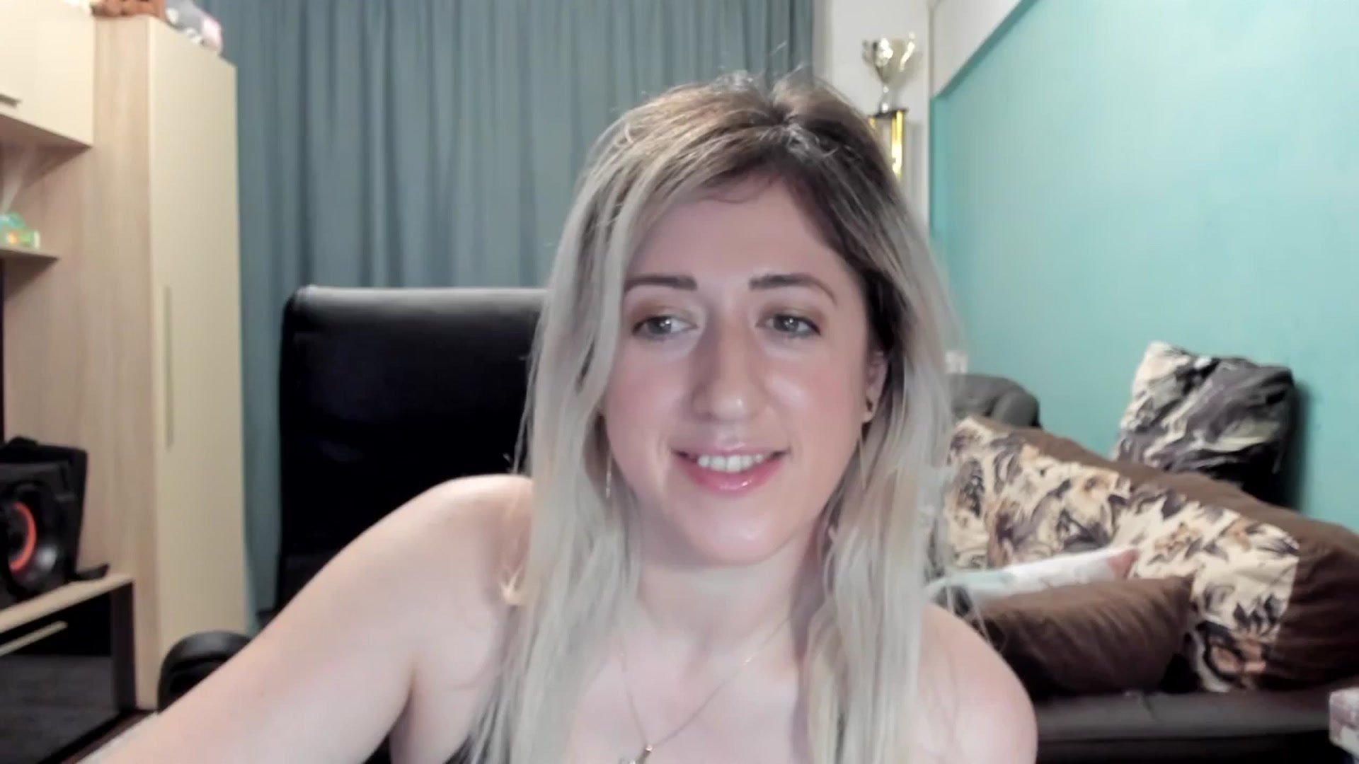Gallery image thumbnail from SweetDelia_'s myfreecams stream on, 03/24/2026, 01:31 image 8 of 20