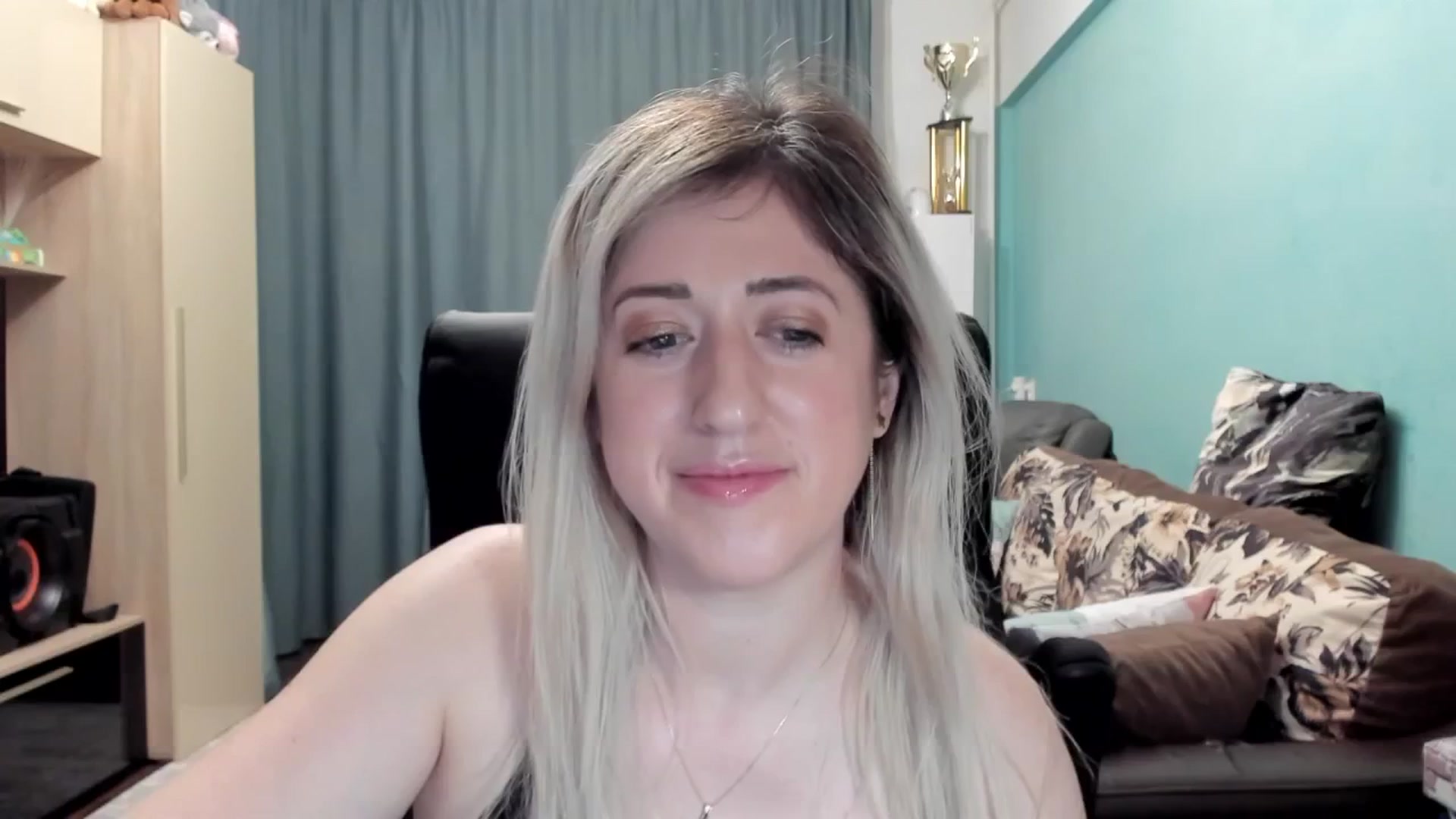 Gallery image thumbnail from SweetDelia_'s myfreecams stream on, 03/24/2026, 01:31 image 18 of 20