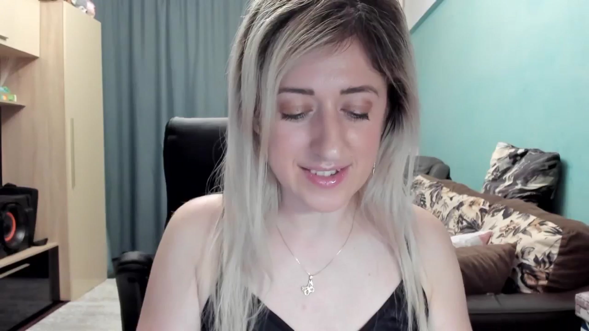 Gallery image thumbnail from SweetDelia_'s myfreecams stream on, 03/24/2026, 02:51 image 12 of 20