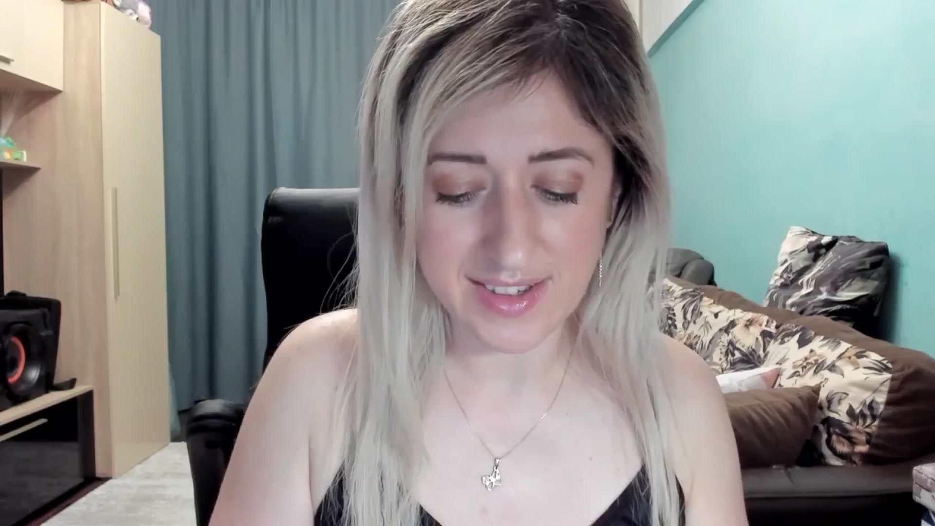 Gallery image thumbnail from SweetDelia_'s myfreecams stream on, 03/24/2026, 02:51 image 13 of 20