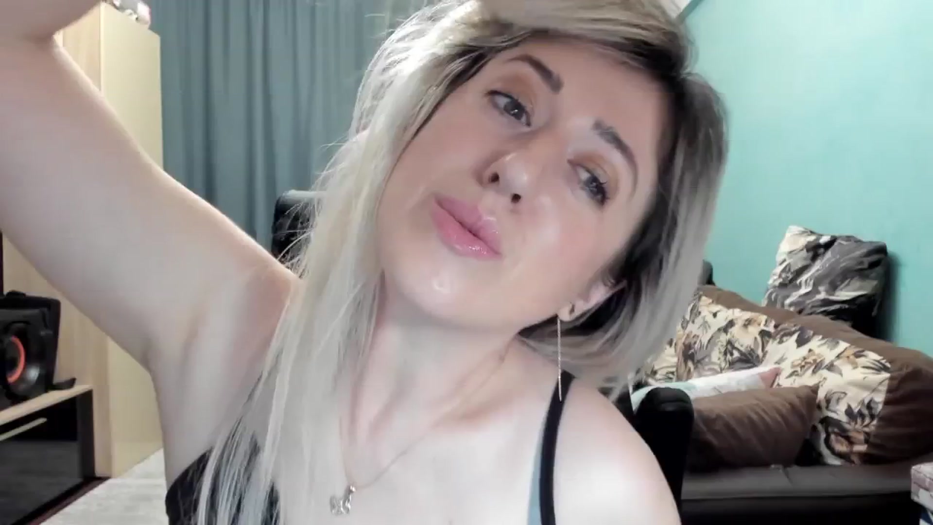 Gallery image thumbnail from SweetDelia_'s myfreecams stream on, 03/24/2026, 02:51 image 18 of 20