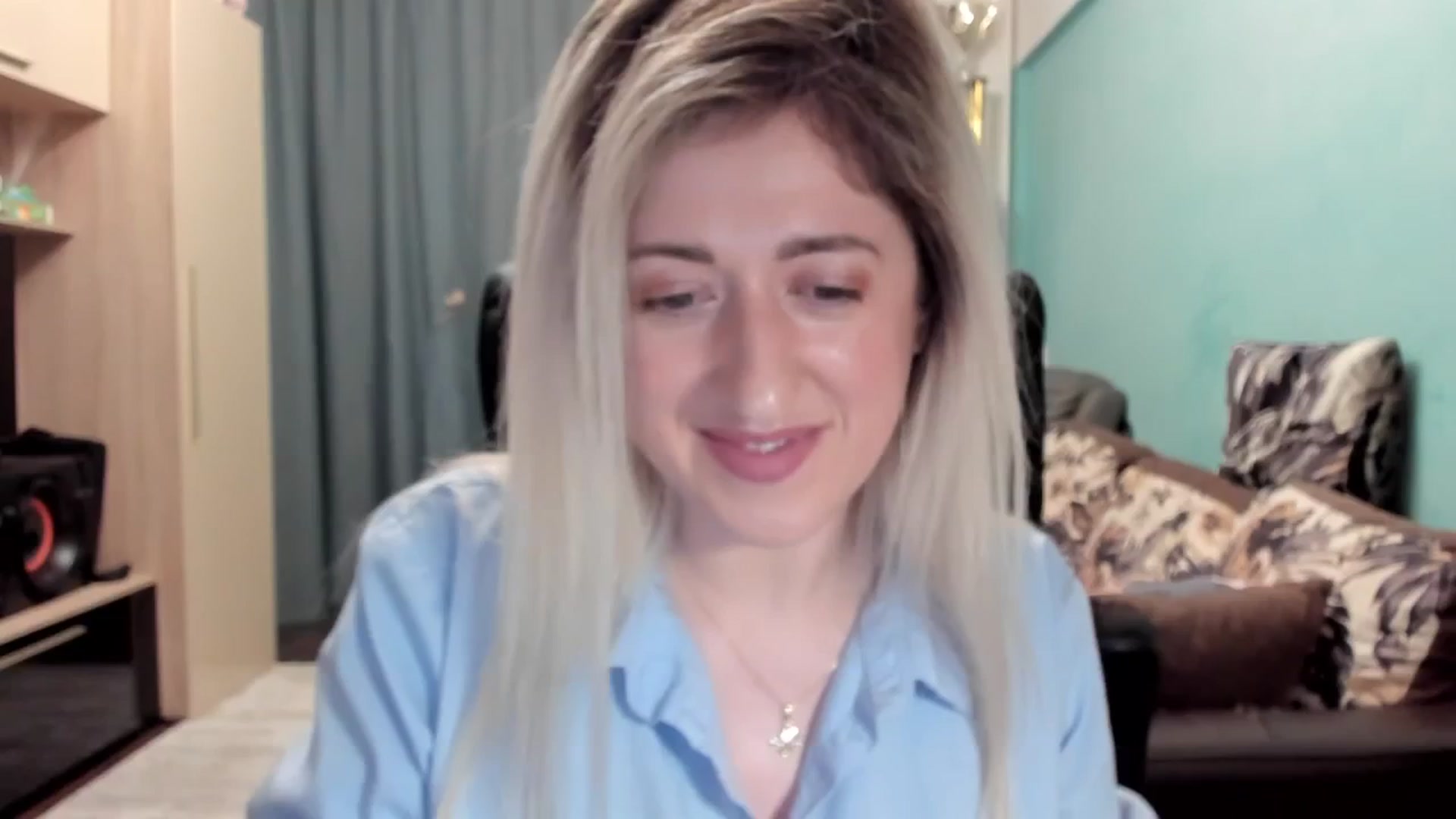 Gallery image thumbnail from SweetDelia_'s myfreecams stream on, 03/25/2026, 02:17 image 17 of 20