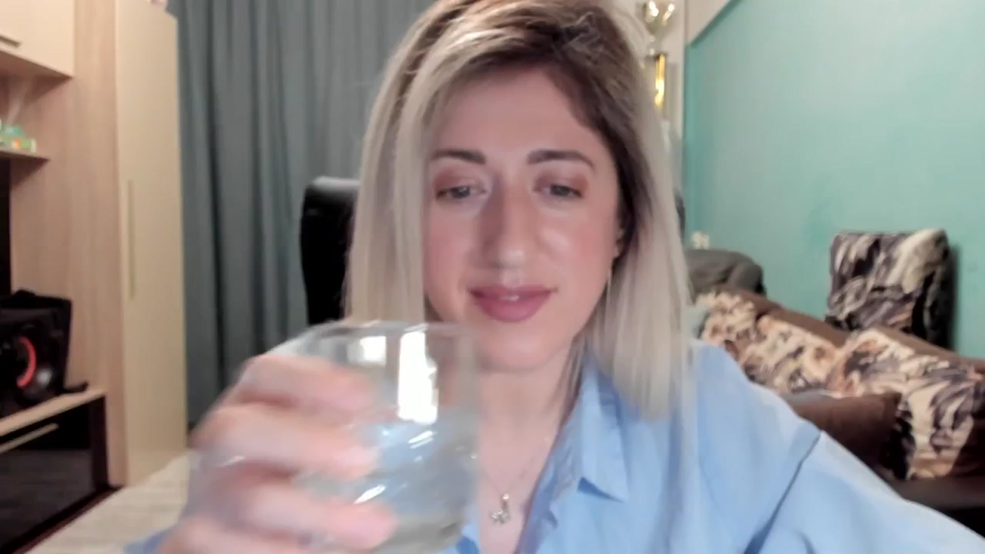 Gallery image thumbnail from SweetDelia_'s myfreecams stream on, 03/25/2026, 02:17 image 4 of 20