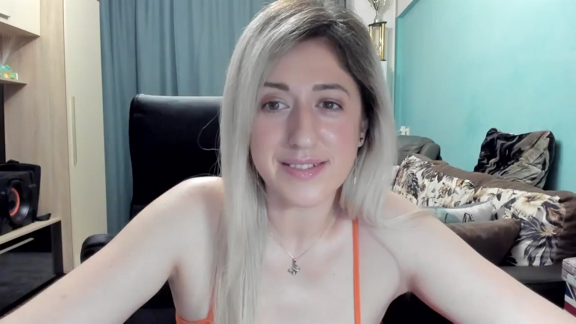 Gallery image thumbnail from SweetDelia_'s myfreecams stream on, 03/26/2026, 24:01 image 18 of 20