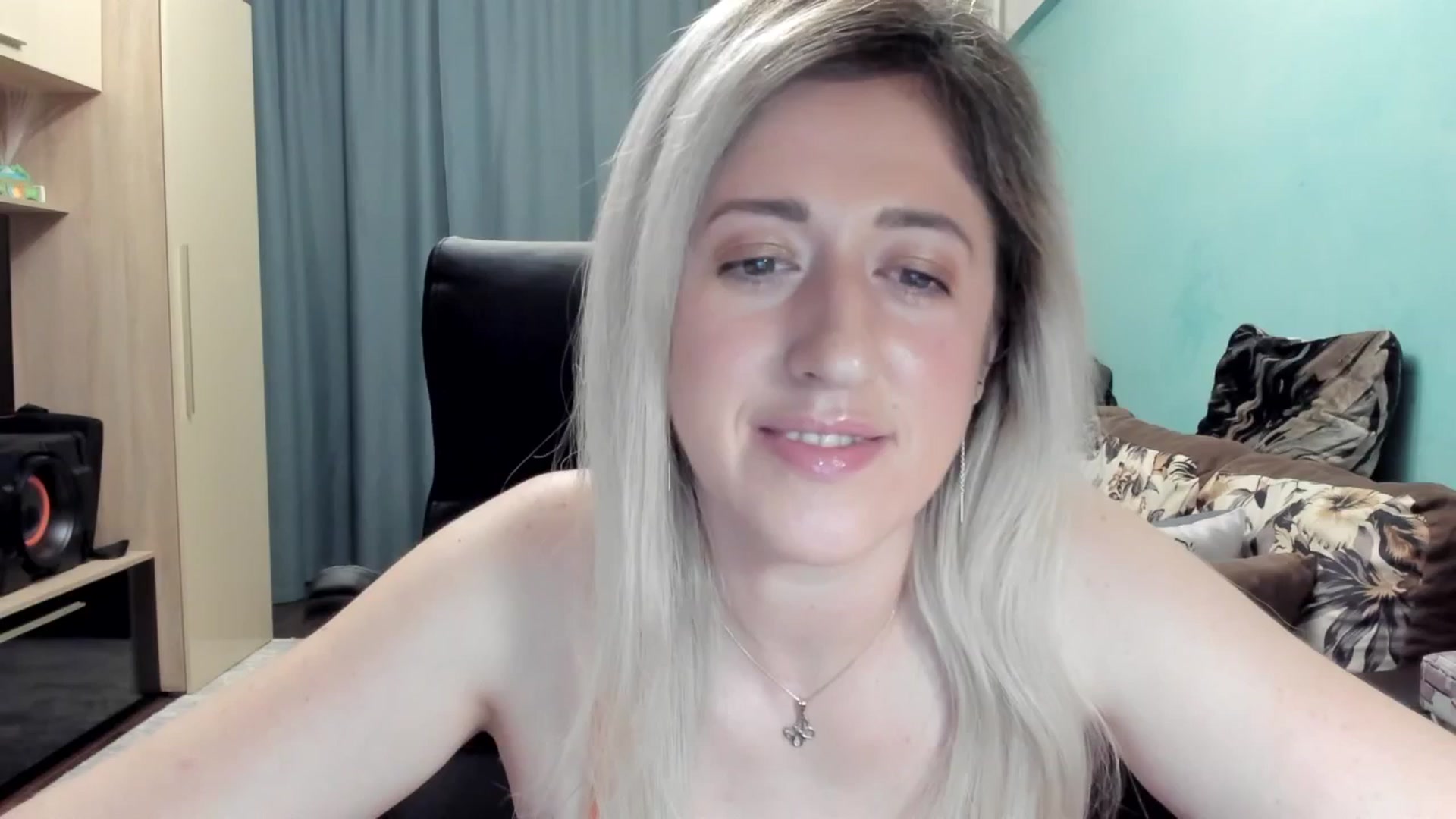 Gallery image thumbnail from SweetDelia_'s myfreecams stream on, 03/26/2026, 24:01 image 6 of 20