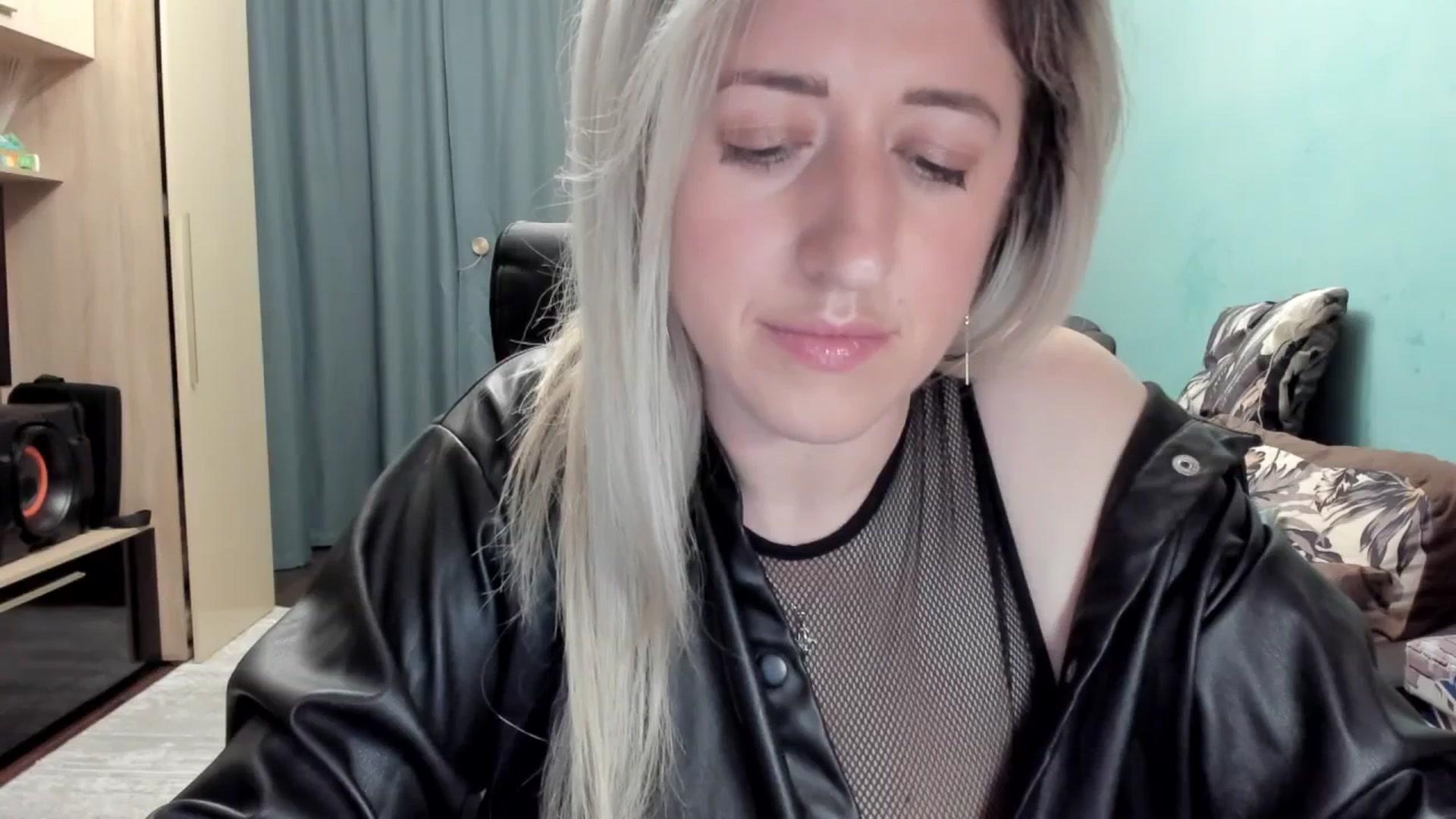 Gallery image thumbnail from SweetDelia_'s myfreecams stream on, 03/28/2026, 01:54 image 12 of 20