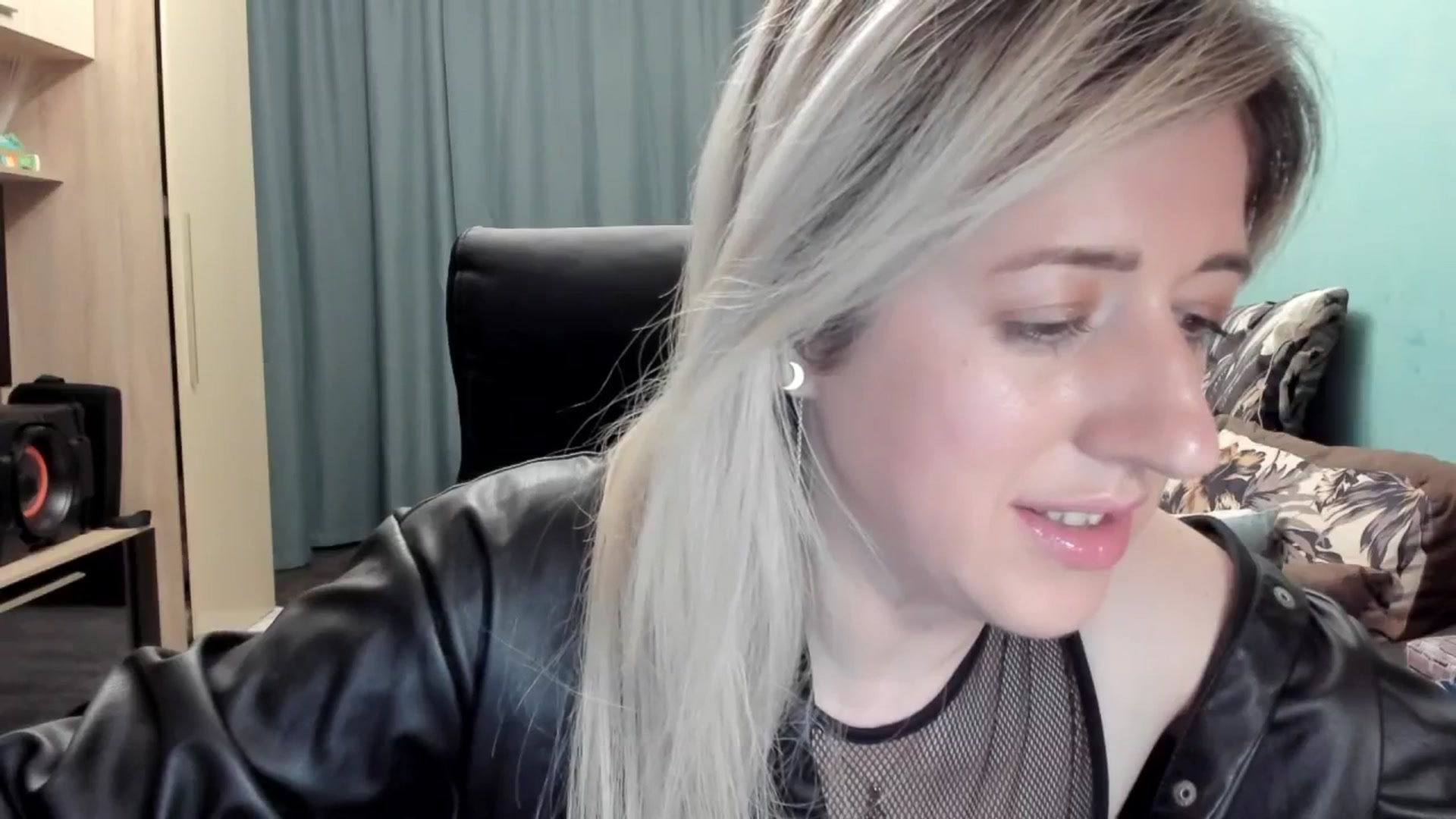 Gallery image thumbnail from SweetDelia_'s myfreecams stream on, 03/28/2026, 01:54 image 20 of 20