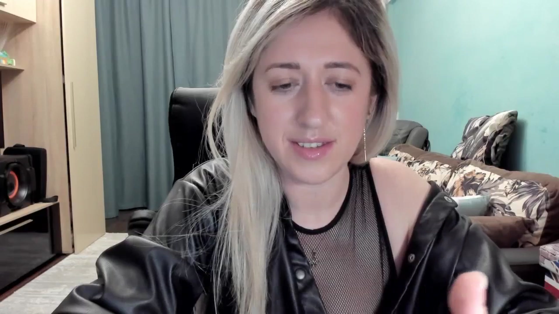 Gallery image thumbnail from SweetDelia_'s myfreecams stream on, 03/28/2026, 01:54 image 19 of 20