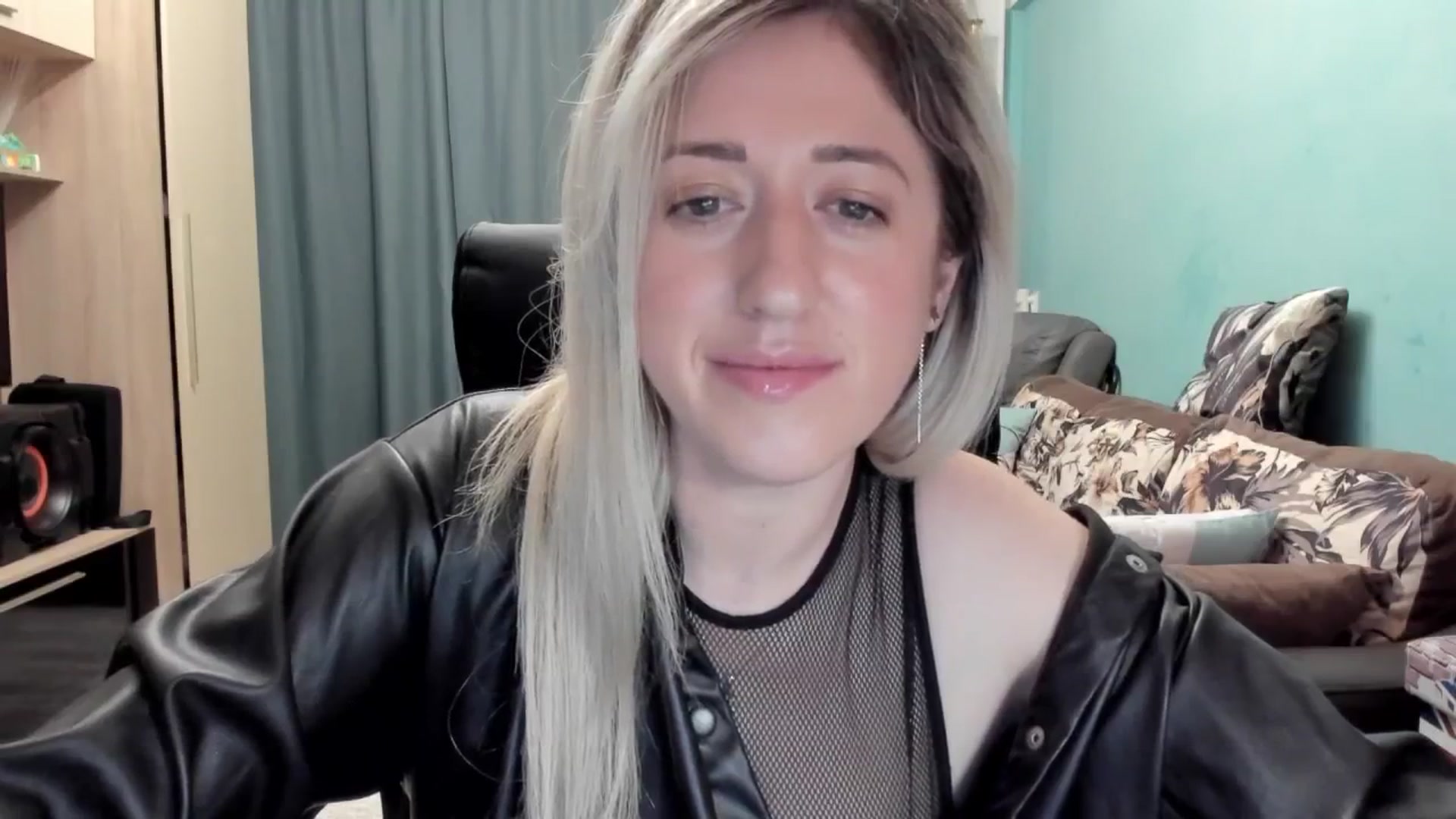 Gallery image thumbnail from SweetDelia_'s myfreecams stream on, 03/28/2026, 01:54 image 15 of 20