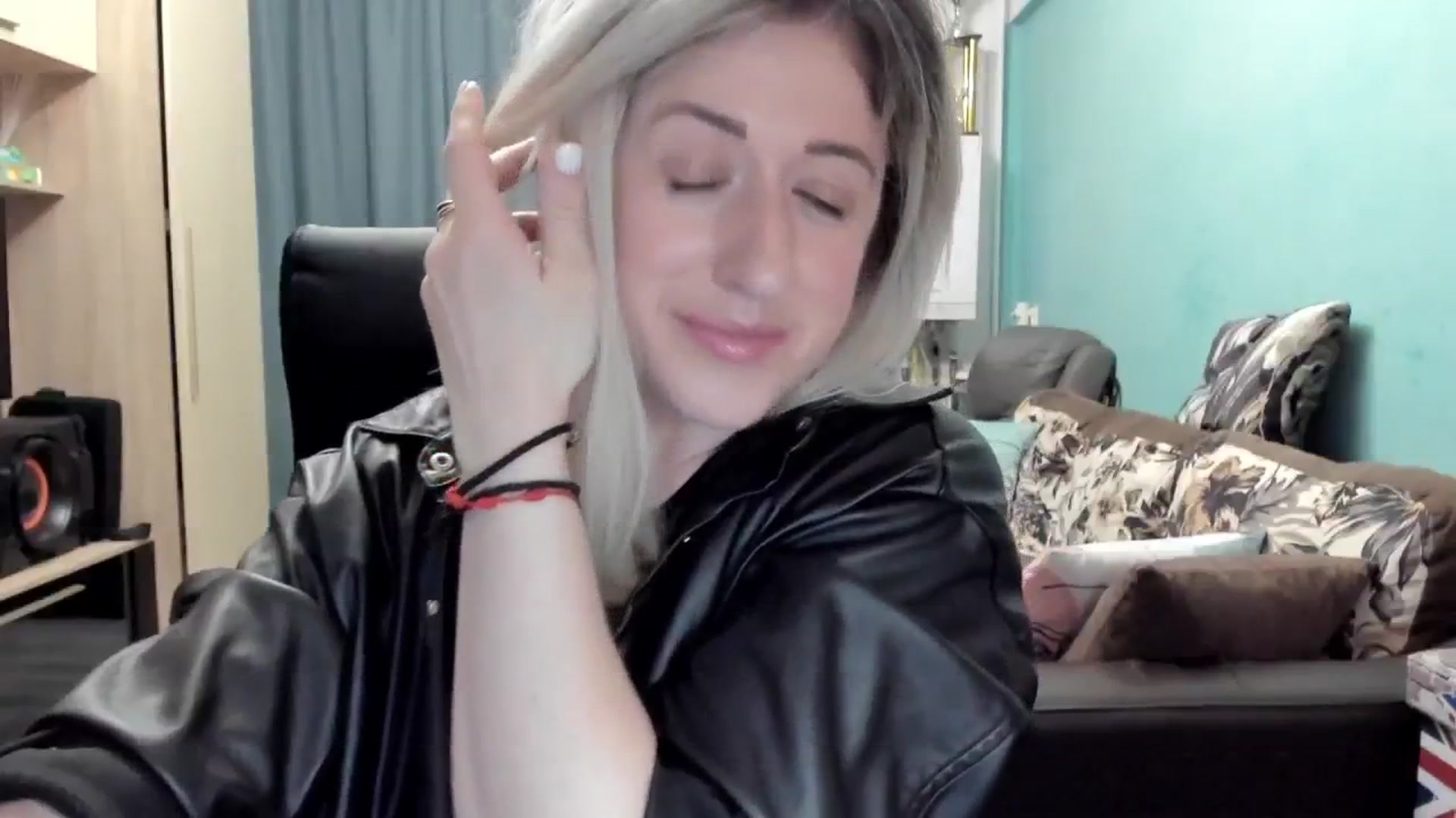 Gallery image thumbnail from SweetDelia_'s myfreecams stream on, 03/28/2026, 04:45 image 5 of 20