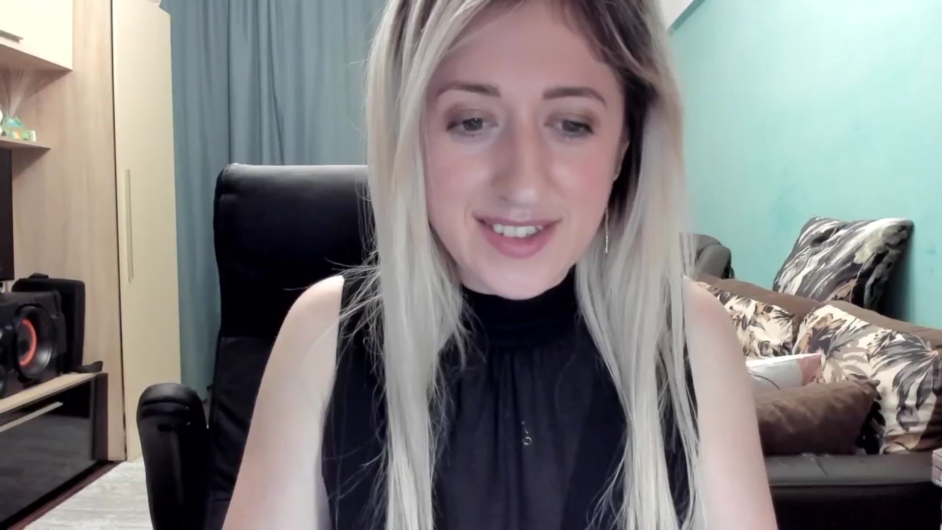 Gallery image thumbnail from SweetDelia_'s myfreecams stream on, 03/29/2026, 03:21 image 10 of 20