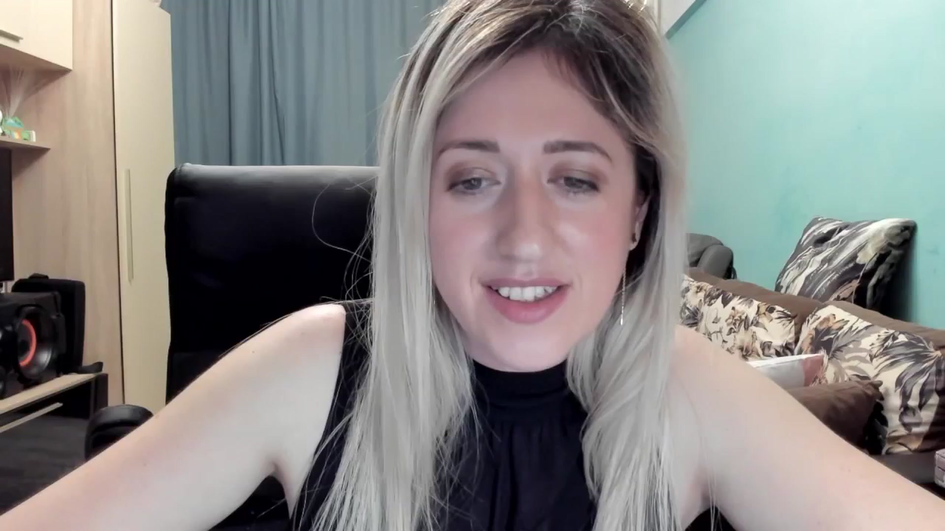 Gallery image thumbnail from SweetDelia_'s myfreecams stream on, 03/29/2026, 03:21 image 6 of 20