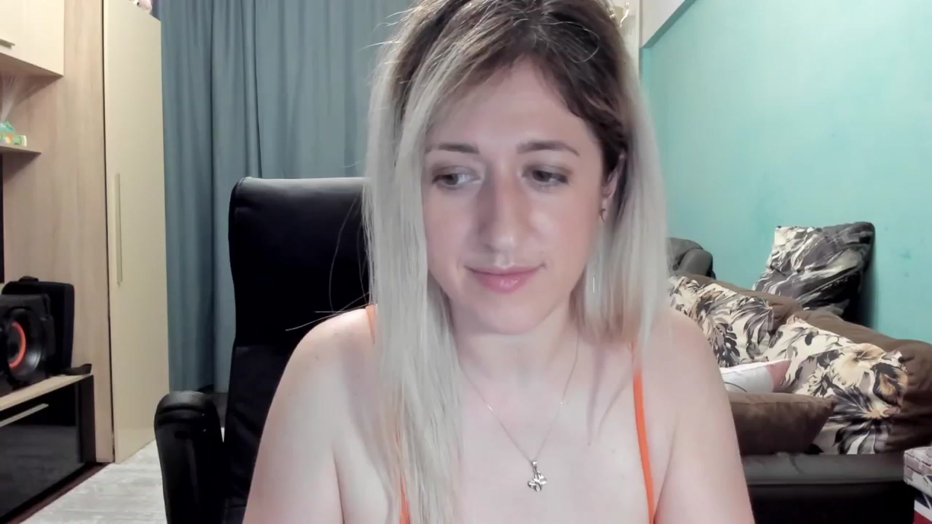 Gallery image thumbnail from SweetDelia_'s myfreecams stream on, 03/30/2026, 01:07 image 9 of 20