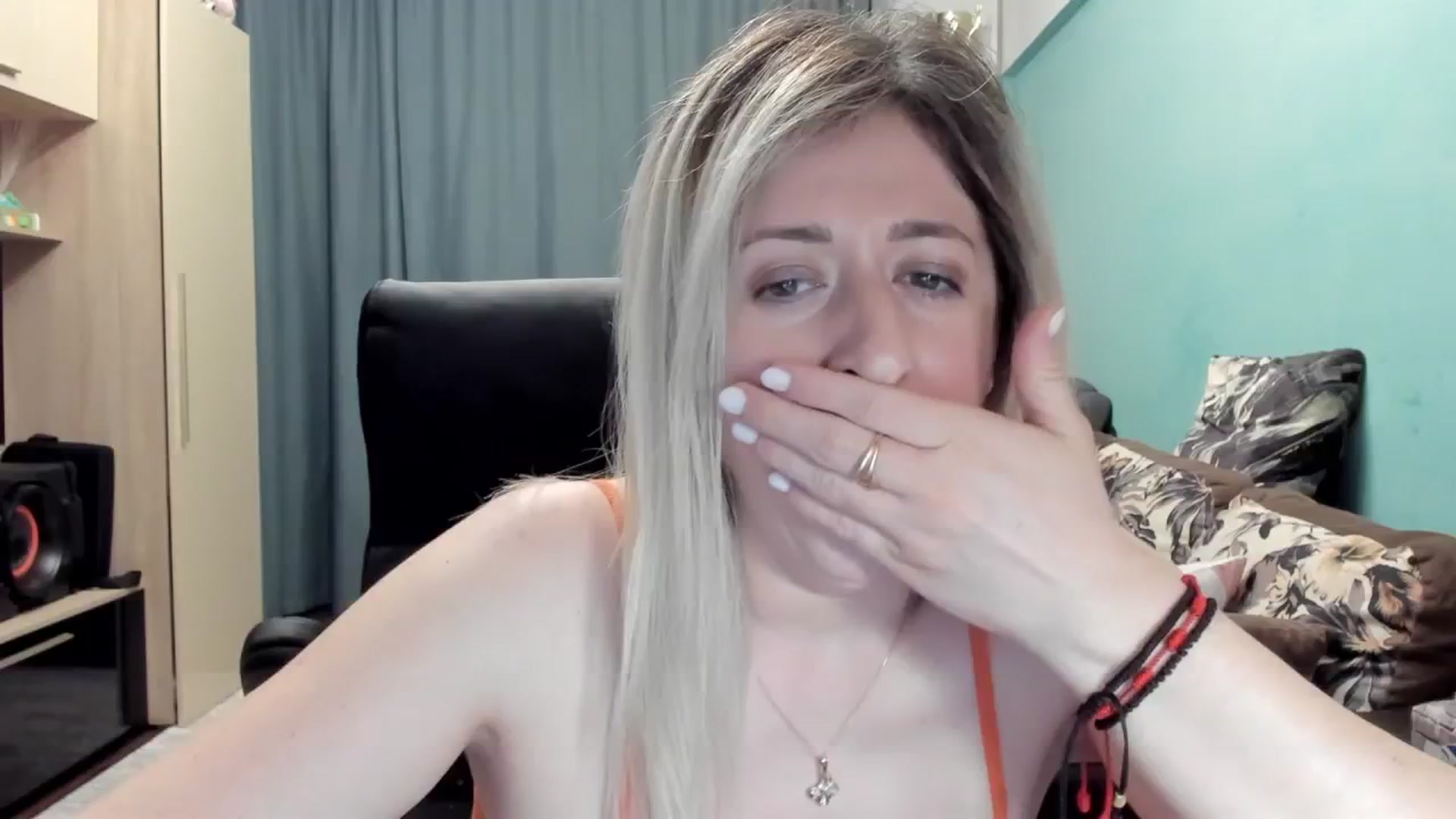 Gallery image thumbnail from SweetDelia_'s myfreecams stream on, 03/30/2026, 03:07 image 10 of 20