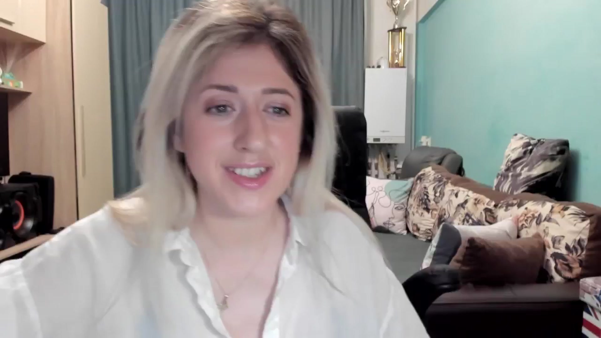 Gallery image thumbnail from SweetDelia_'s myfreecams stream on, 03/31/2026, 24:01 image 4 of 20