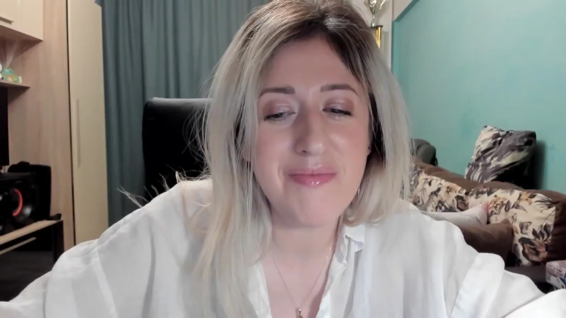 Gallery image thumbnail from SweetDelia_'s myfreecams stream on, 03/31/2026, 24:01 image 20 of 20