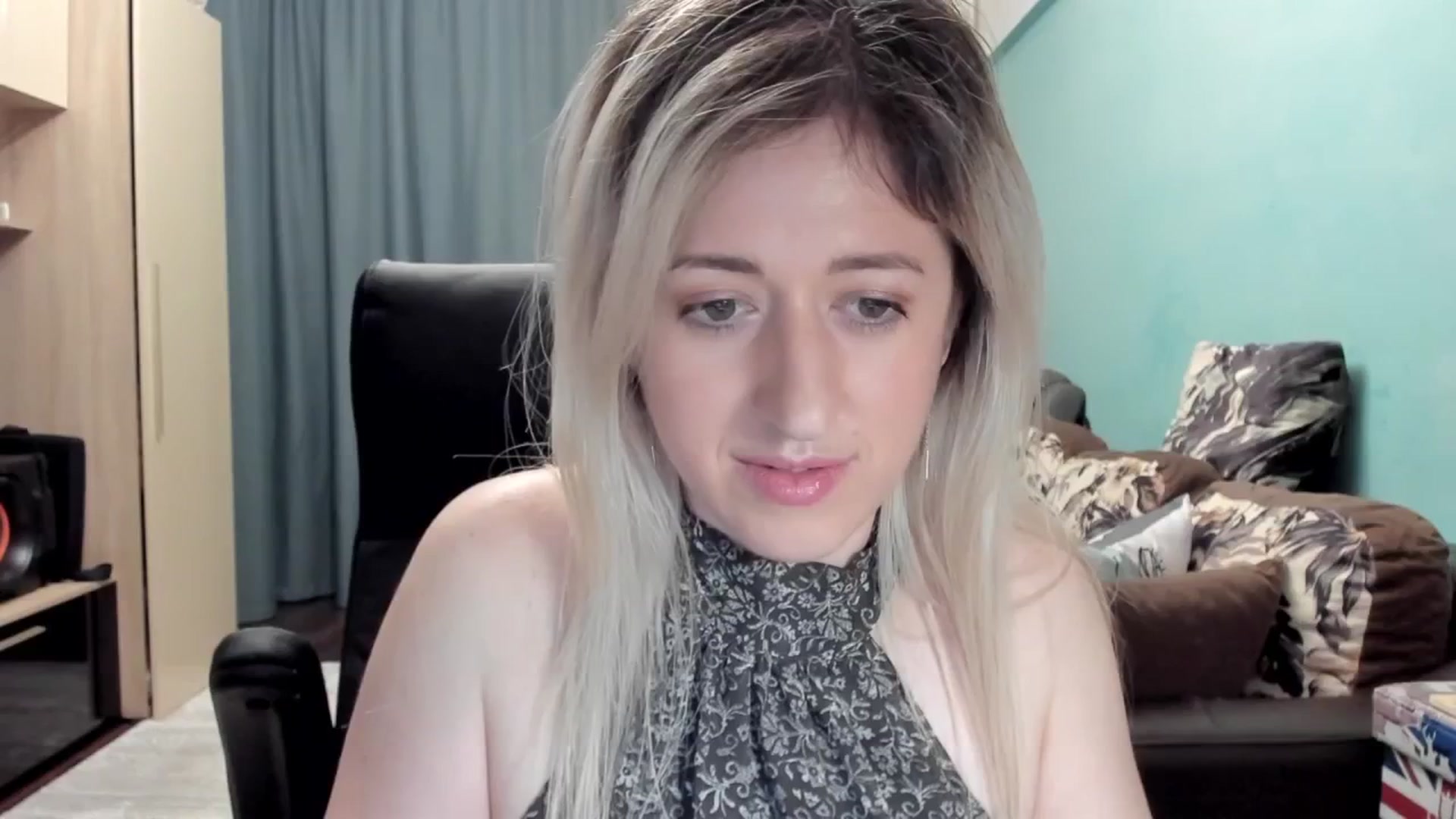 Gallery image thumbnail from SweetDelia_'s myfreecams stream on, 04/01/2026, 01:37 image 6 of 20