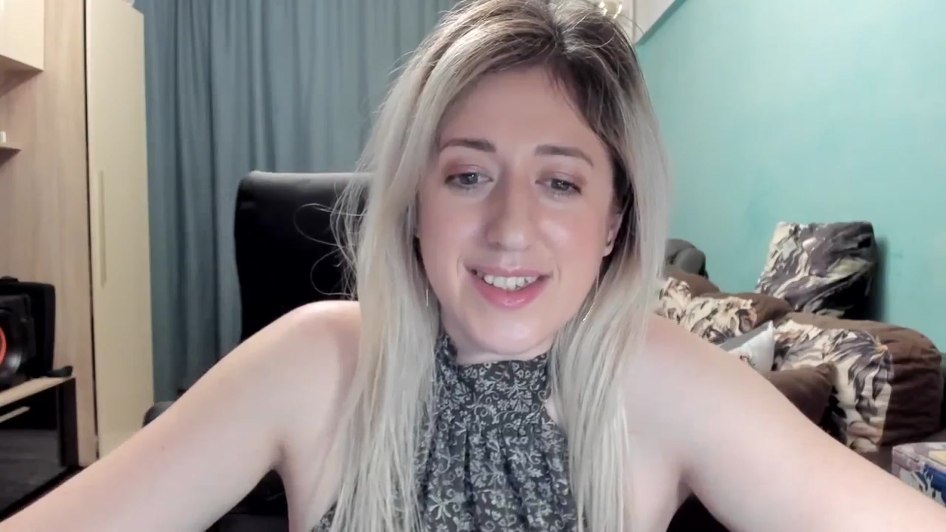 Gallery image thumbnail from SweetDelia_'s myfreecams stream on, 04/01/2026, 01:37 image 17 of 20