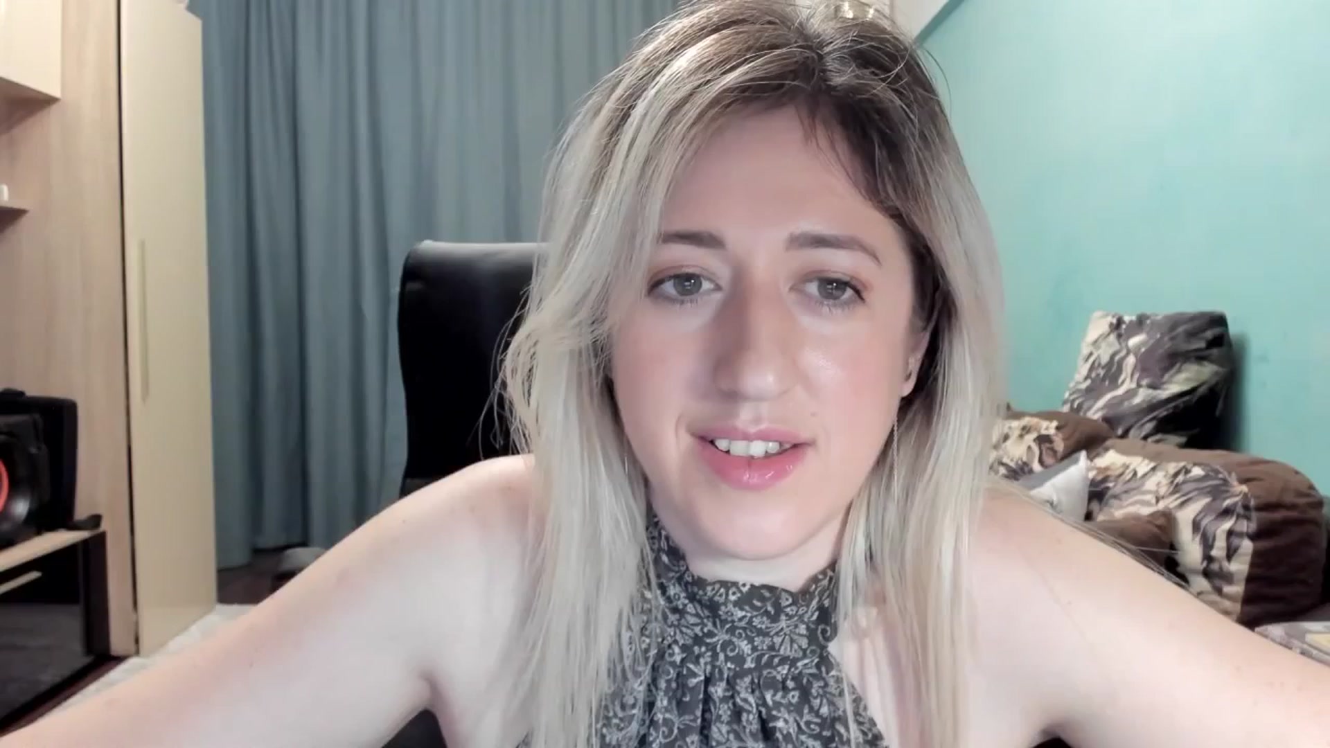 Gallery image thumbnail from SweetDelia_'s myfreecams stream on, 04/01/2026, 01:37 image 3 of 20