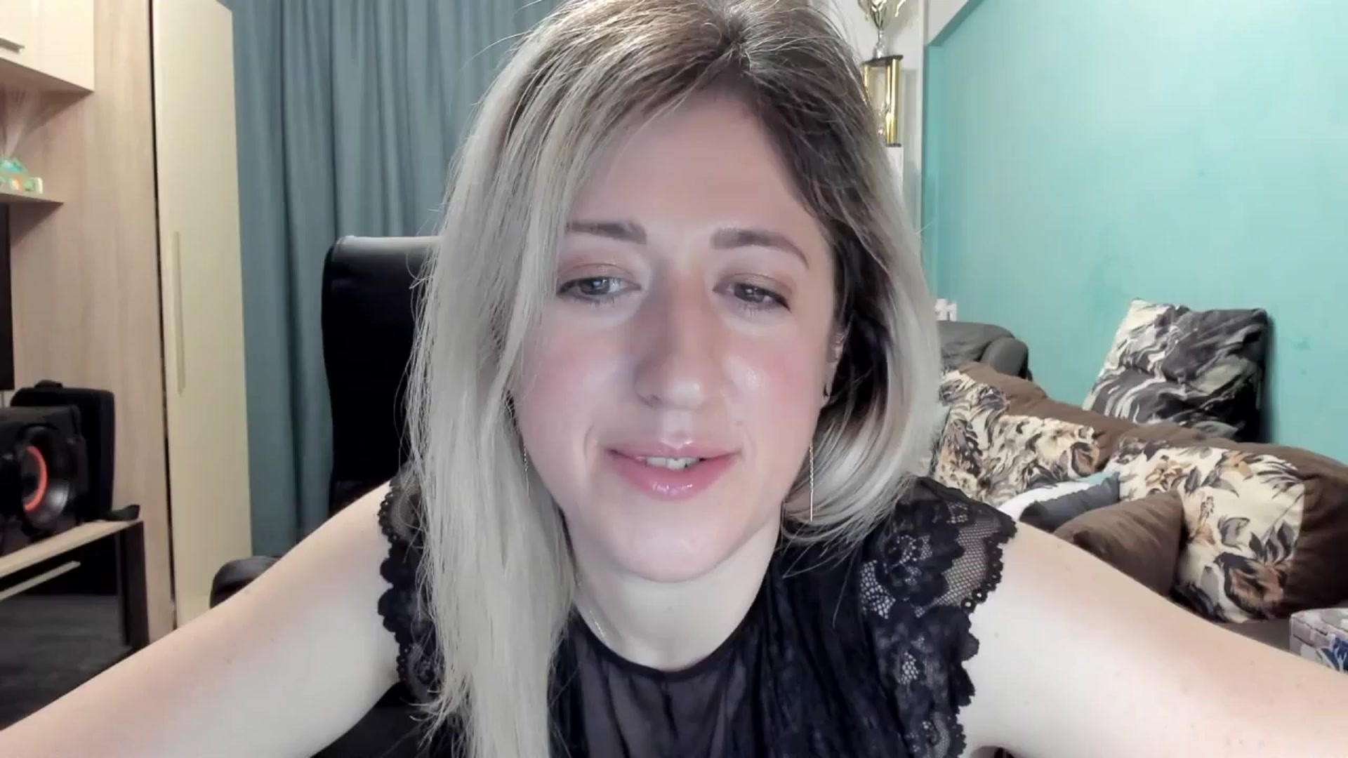 Gallery image thumbnail from SweetDelia_'s myfreecams stream on, 04/02/2026, 01:57 image 6 of 20