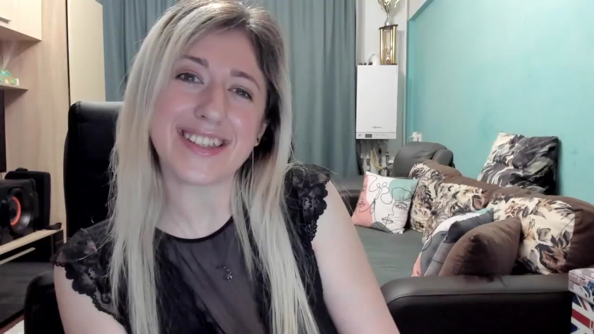 Gallery image thumbnail from SweetDelia_'s myfreecams stream on, 04/02/2026, 01:57 image 15 of 20