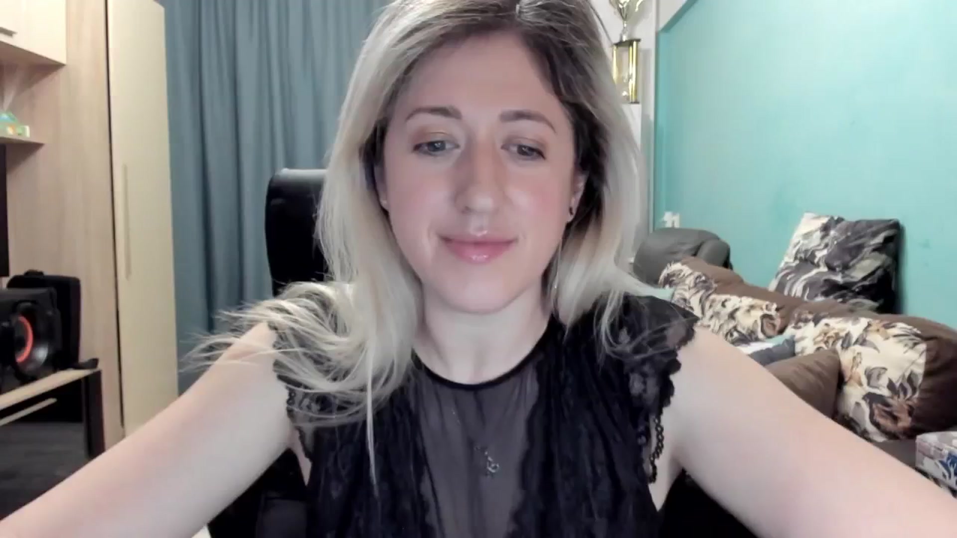 Gallery image thumbnail from SweetDelia_'s myfreecams stream on, 04/02/2026, 01:57 image 2 of 20