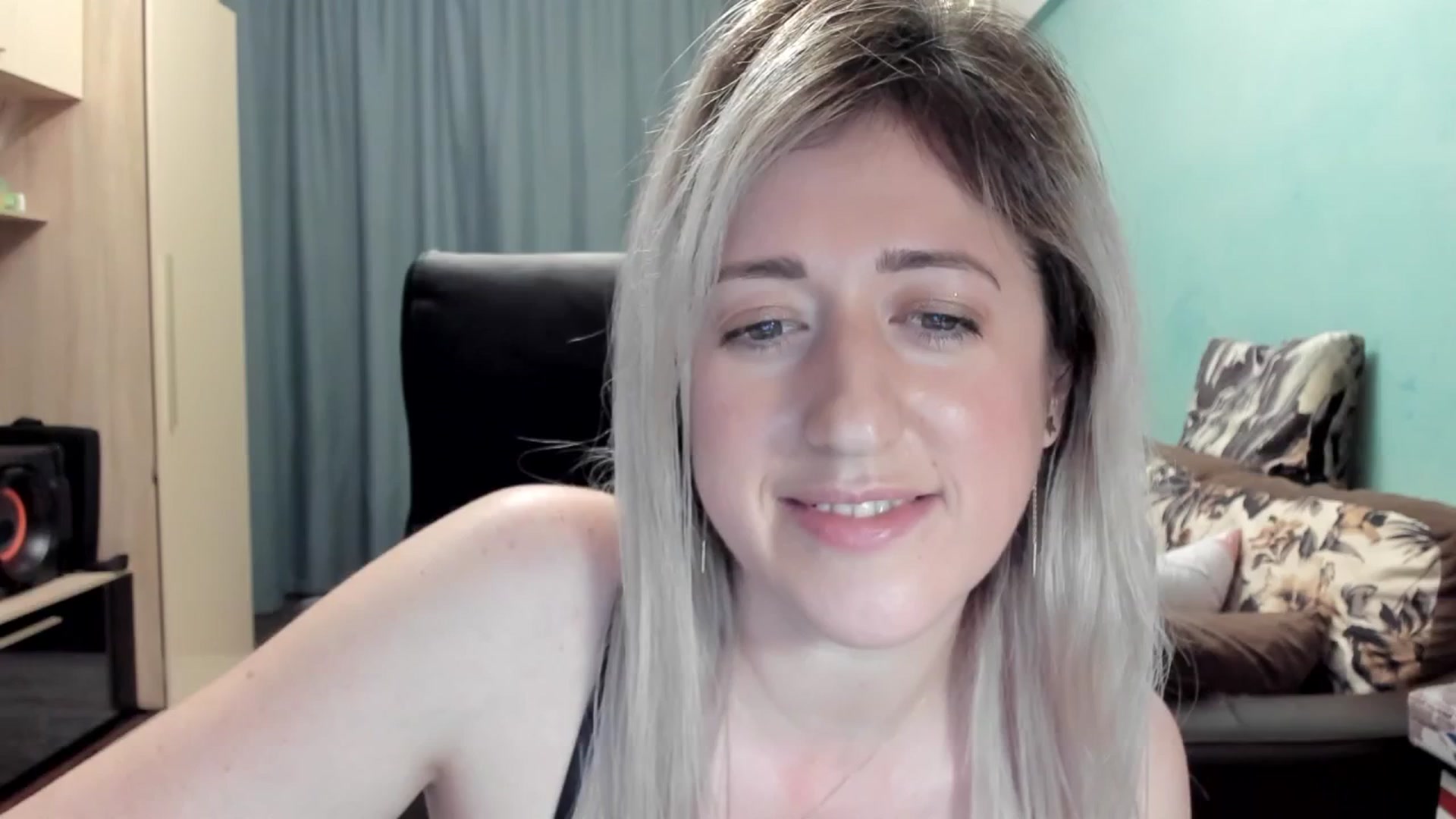 Gallery image thumbnail from SweetDelia_'s myfreecams stream on, 04/05/2026, 03:13 image 10 of 20