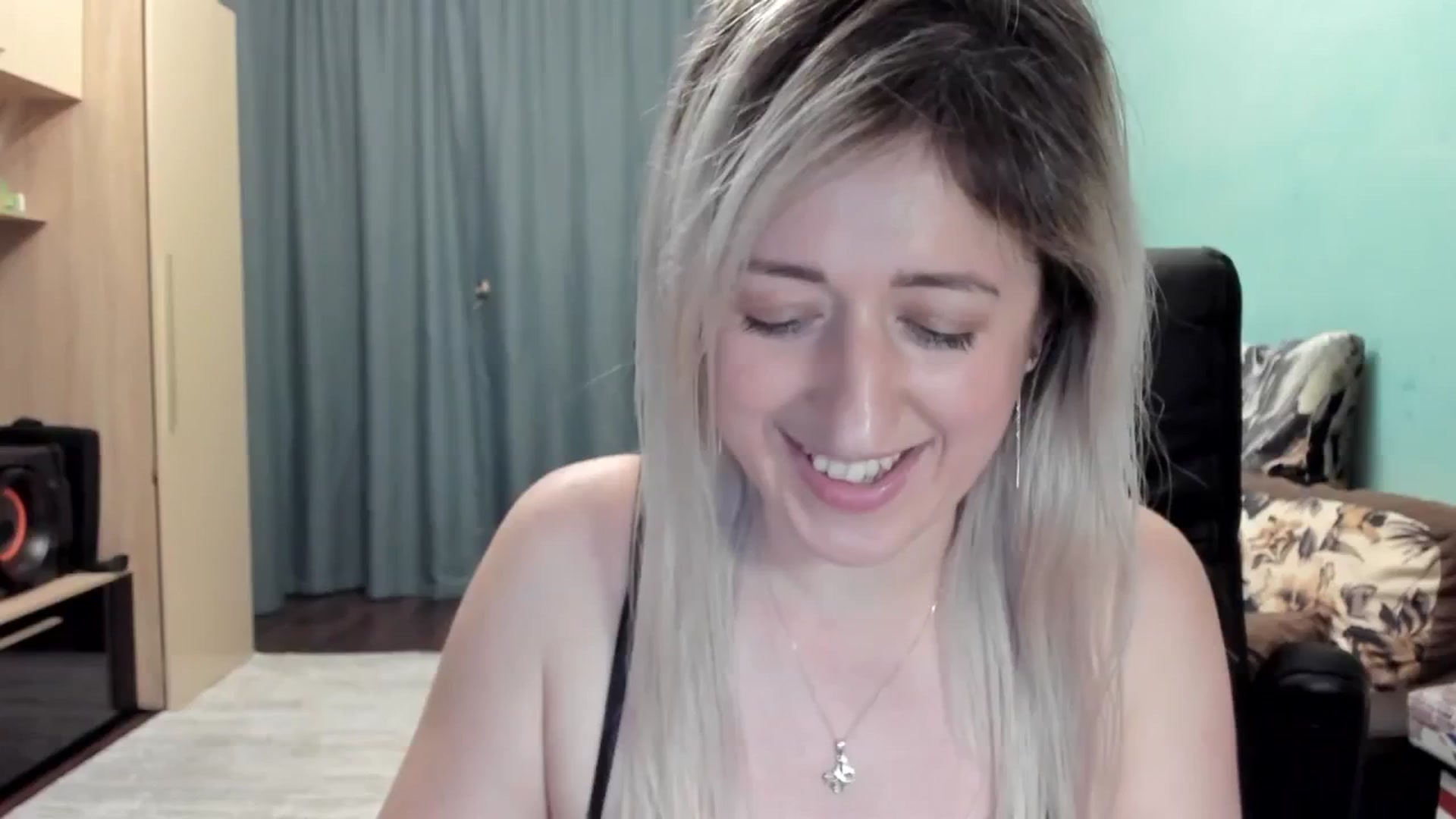 Gallery image thumbnail from SweetDelia_'s myfreecams stream on, 04/05/2026, 03:13 image 18 of 20