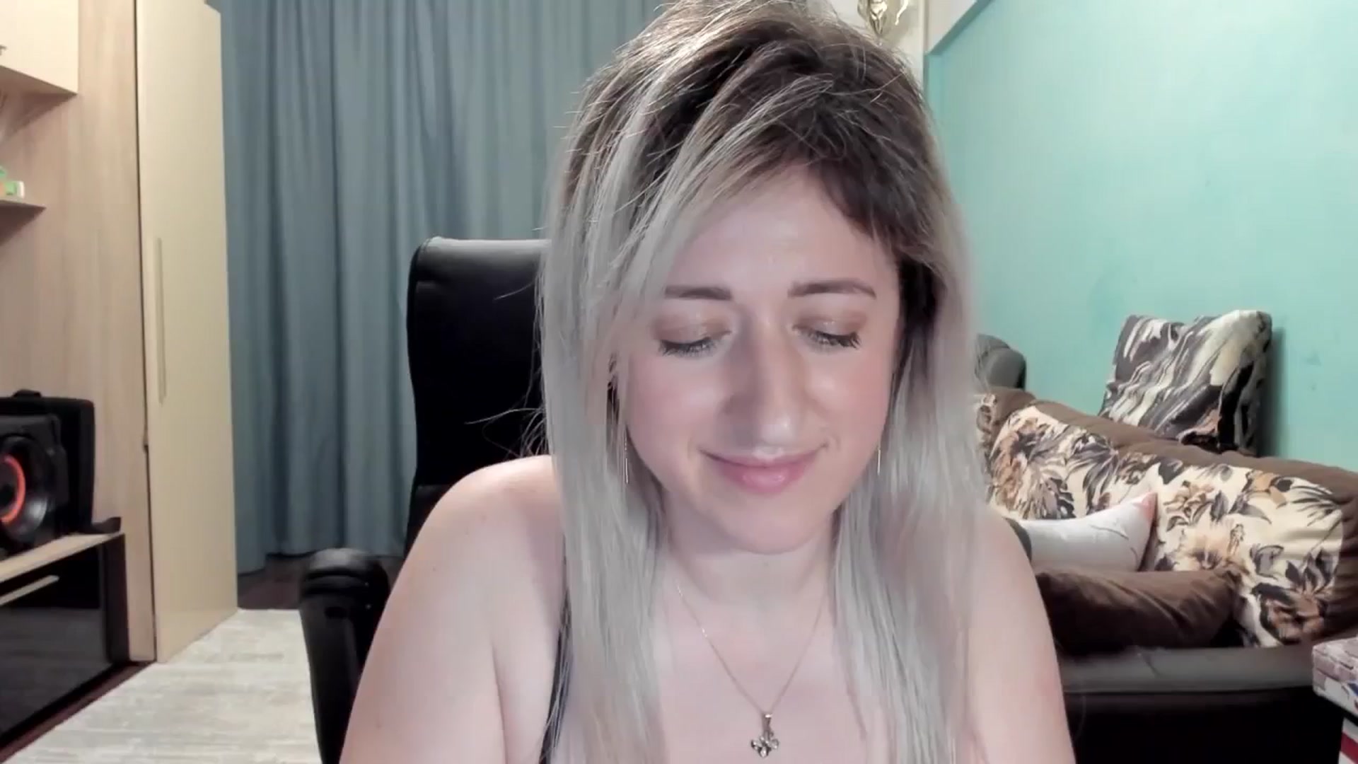Gallery image thumbnail from SweetDelia_'s myfreecams stream on, 04/05/2026, 03:13 image 3 of 20