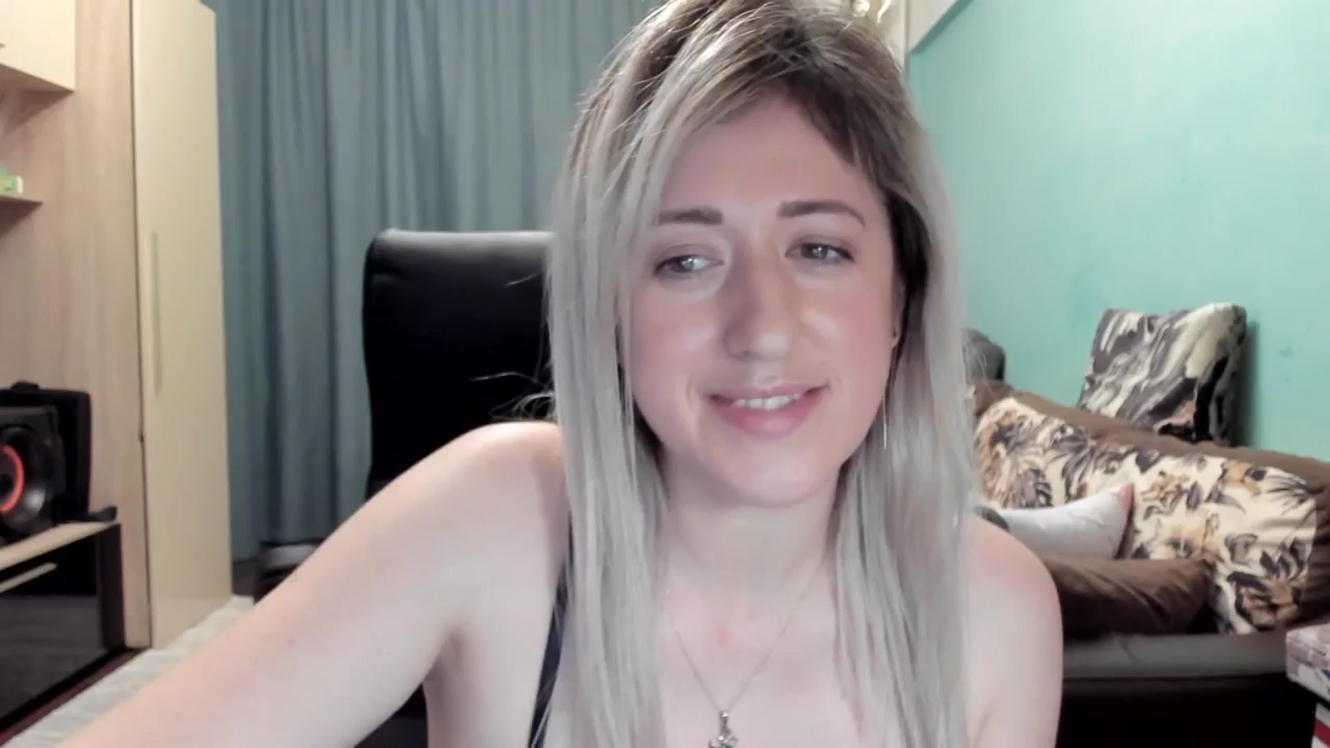 Gallery image thumbnail from SweetDelia_'s myfreecams stream on, 04/05/2026, 03:13 image 13 of 20