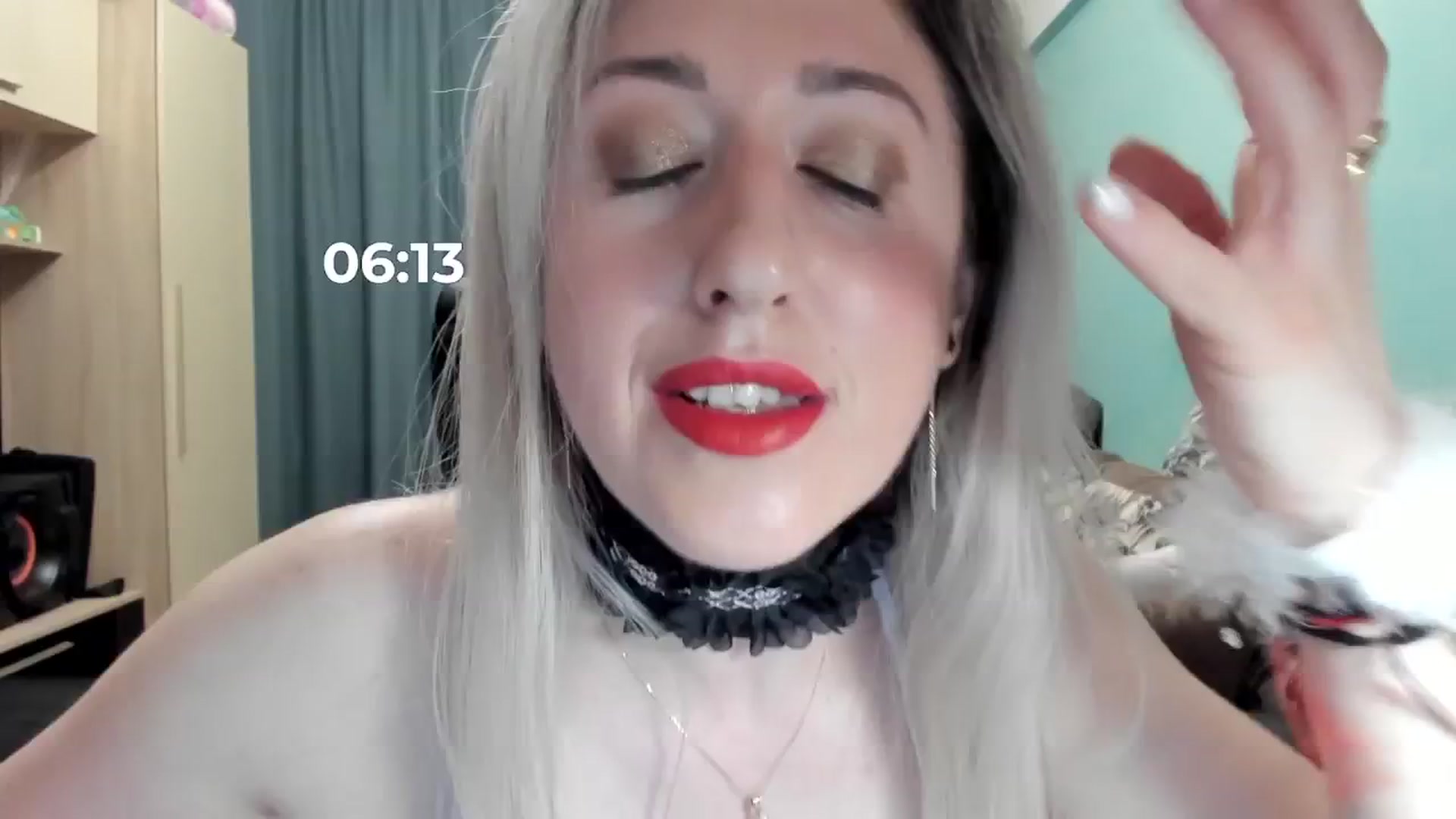 Gallery image thumbnail from SweetDelia_'s myfreecams stream on, 04/05/2026, 23:40 image 15 of 20