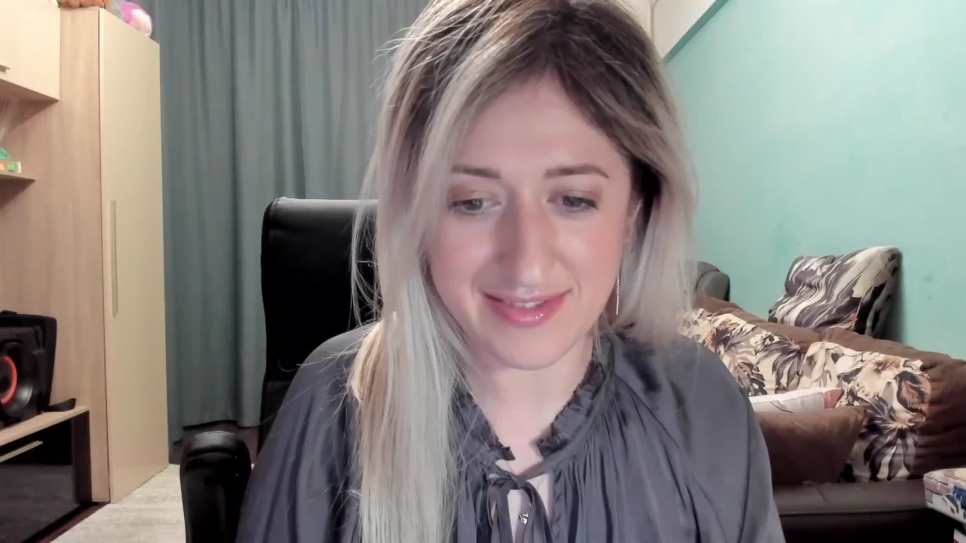 Gallery image thumbnail from SweetDelia_'s myfreecams stream on, 04/07/2026, 24:11 image 8 of 20