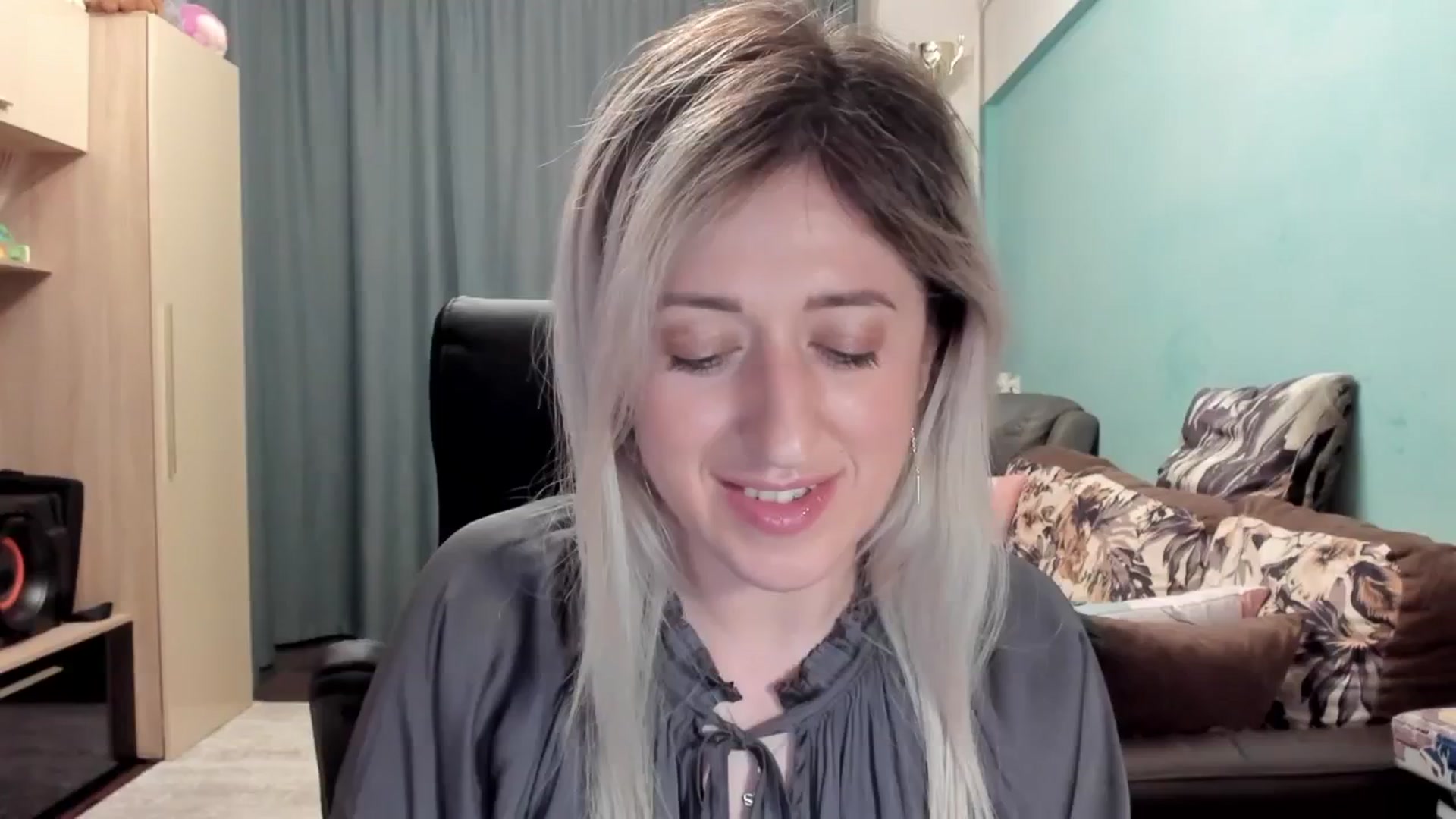 Gallery image thumbnail from SweetDelia_'s myfreecams stream on, 04/07/2026, 24:11 image 2 of 20