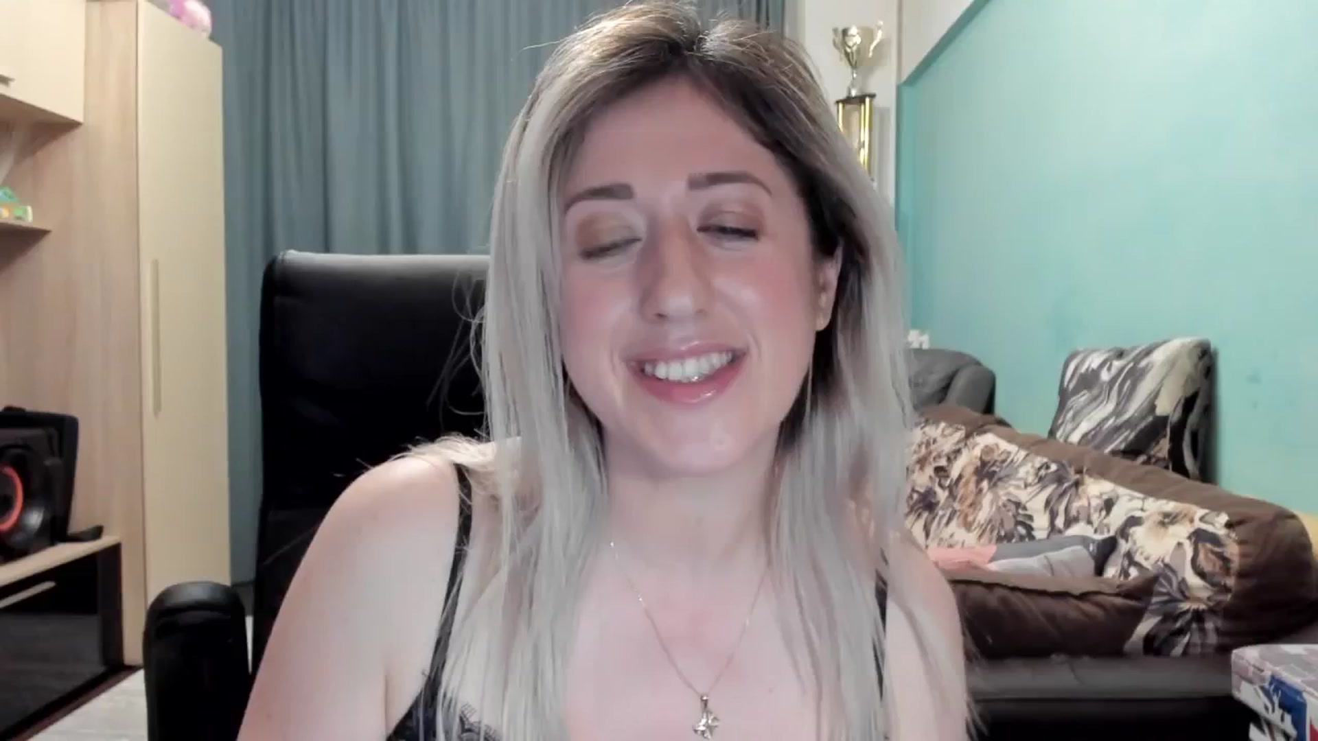 Gallery image thumbnail from SweetDelia_'s myfreecams stream on, 04/08/2026, 03:00 image 13 of 20