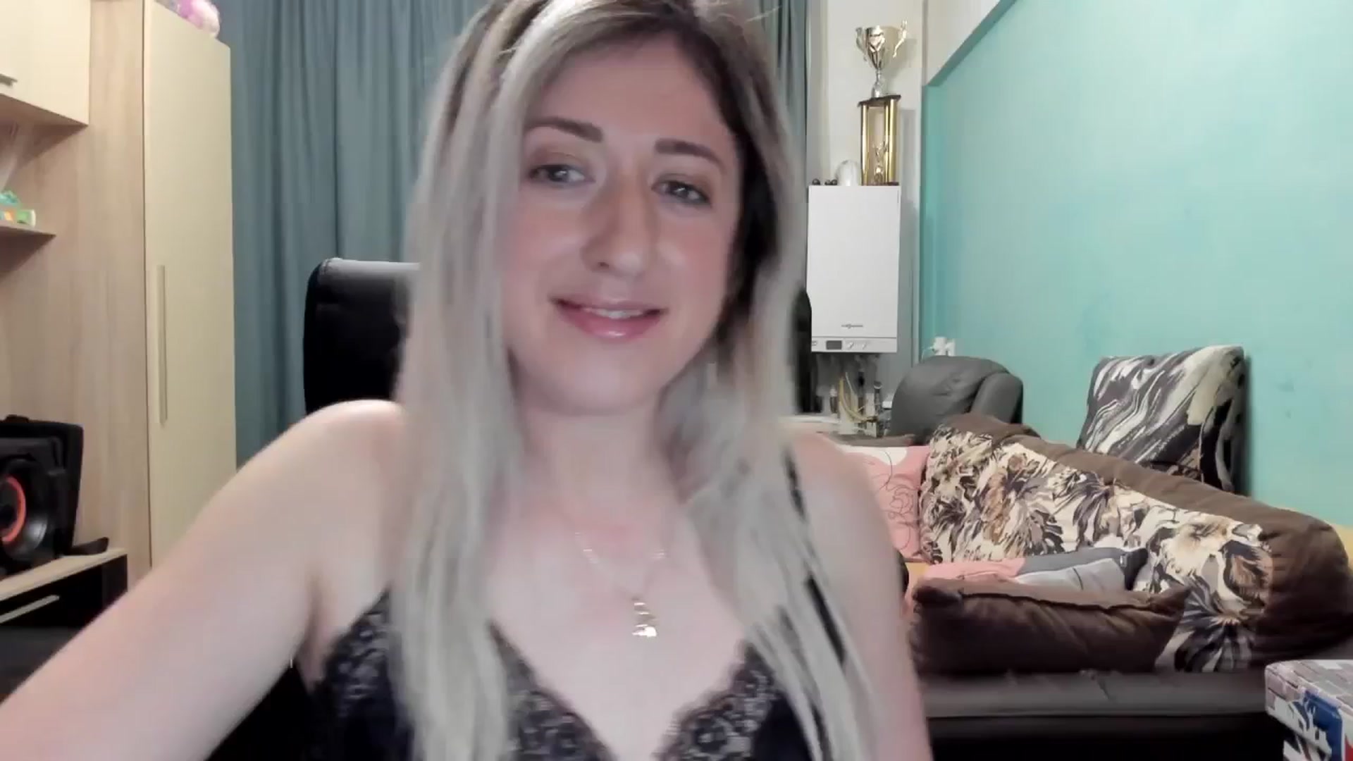Gallery image thumbnail from SweetDelia_'s myfreecams stream on, 04/08/2026, 03:00 image 11 of 20