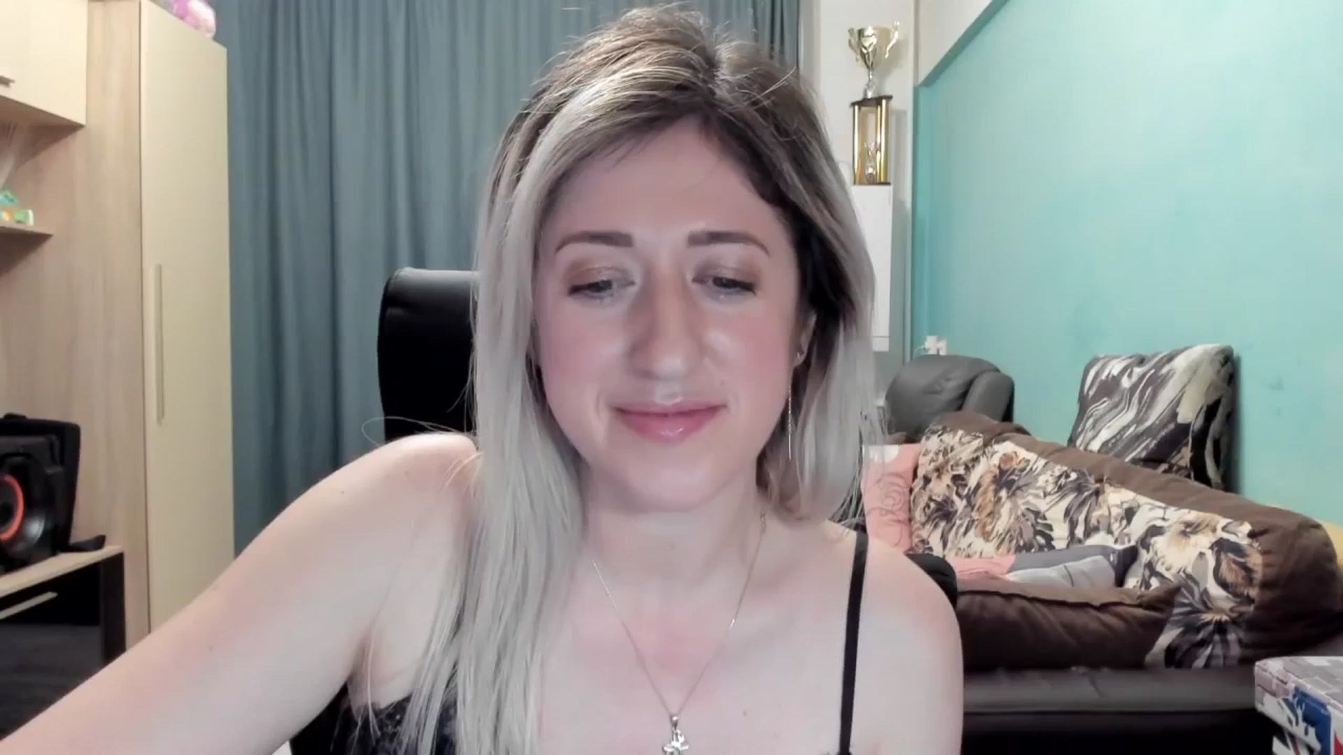 Gallery image thumbnail from SweetDelia_'s myfreecams stream on, 04/08/2026, 03:00 image 8 of 20