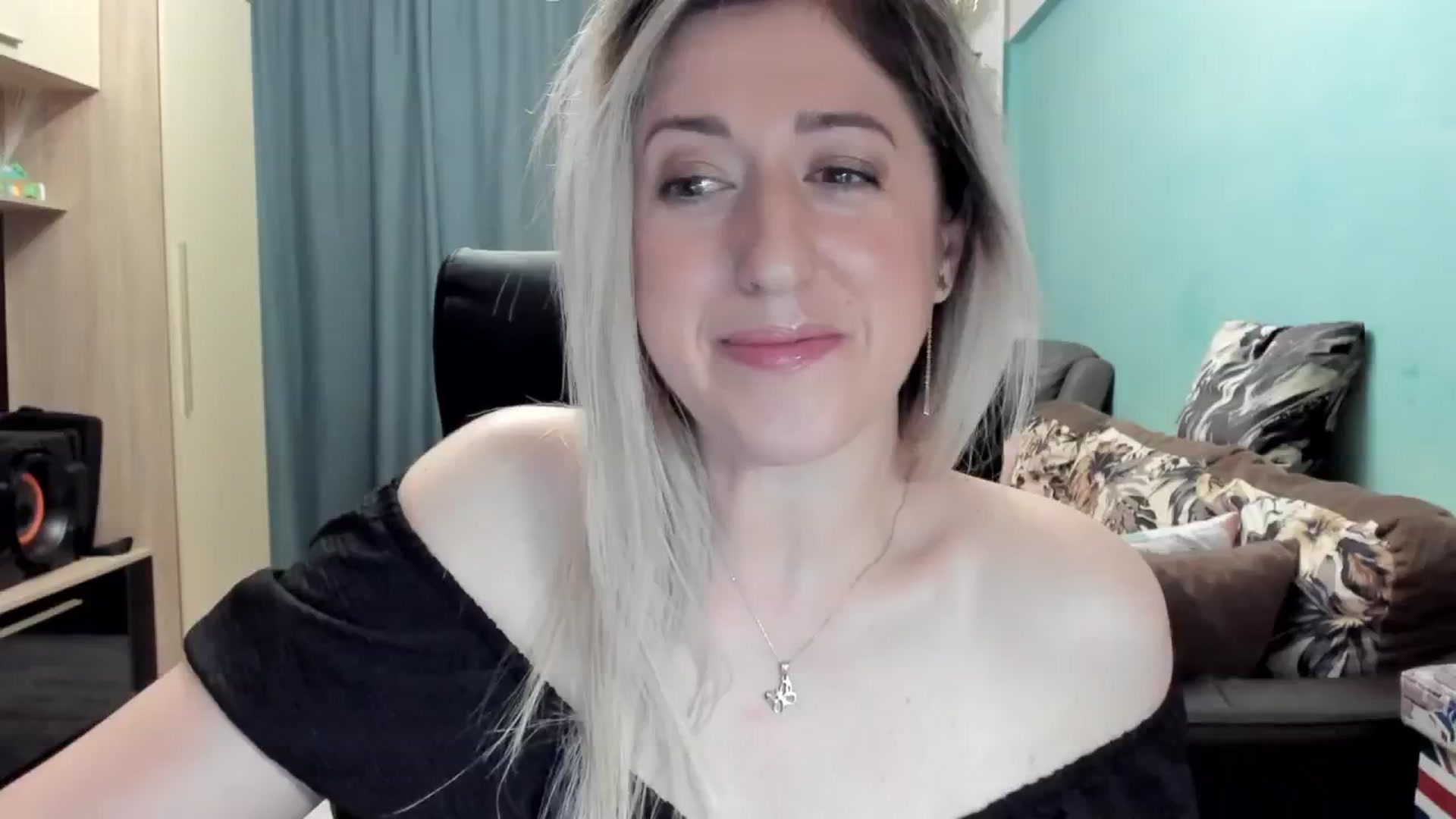 Gallery image thumbnail from SweetDelia_'s myfreecams stream on, 04/09/2026, 24:00 image 5 of 20