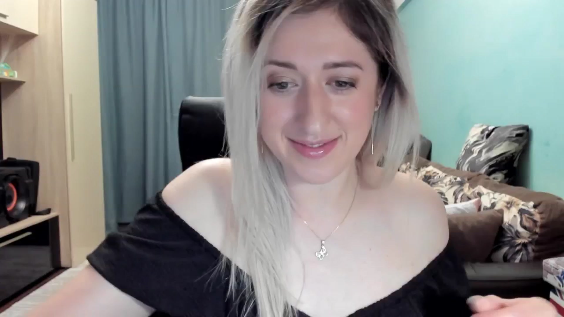 Gallery image thumbnail from SweetDelia_'s myfreecams stream on, 04/09/2026, 24:00 image 9 of 20