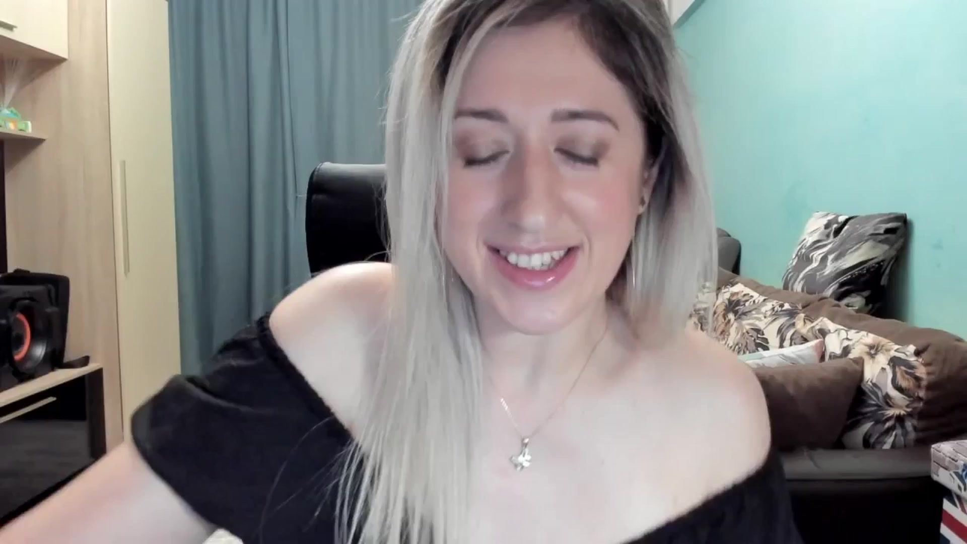 Gallery image thumbnail from SweetDelia_'s myfreecams stream on, 04/09/2026, 24:00 image 4 of 20