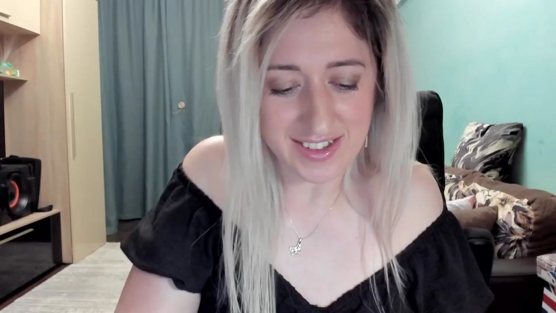 Gallery image thumbnail from SweetDelia_'s myfreecams stream on, 04/09/2026, 01:25 image 1 of 20