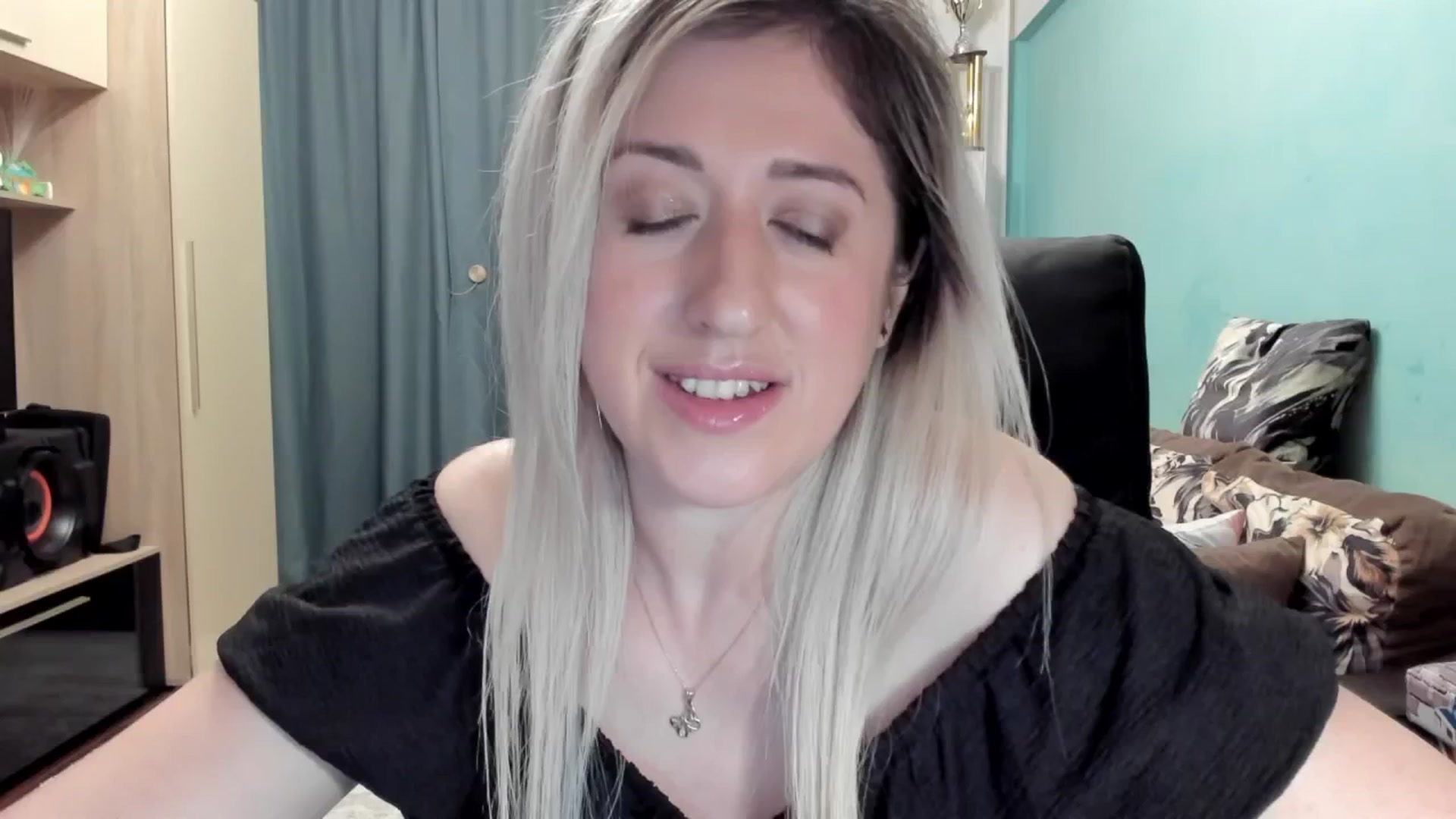 Gallery image thumbnail from SweetDelia_'s myfreecams stream on, 04/09/2026, 01:25 image 11 of 20